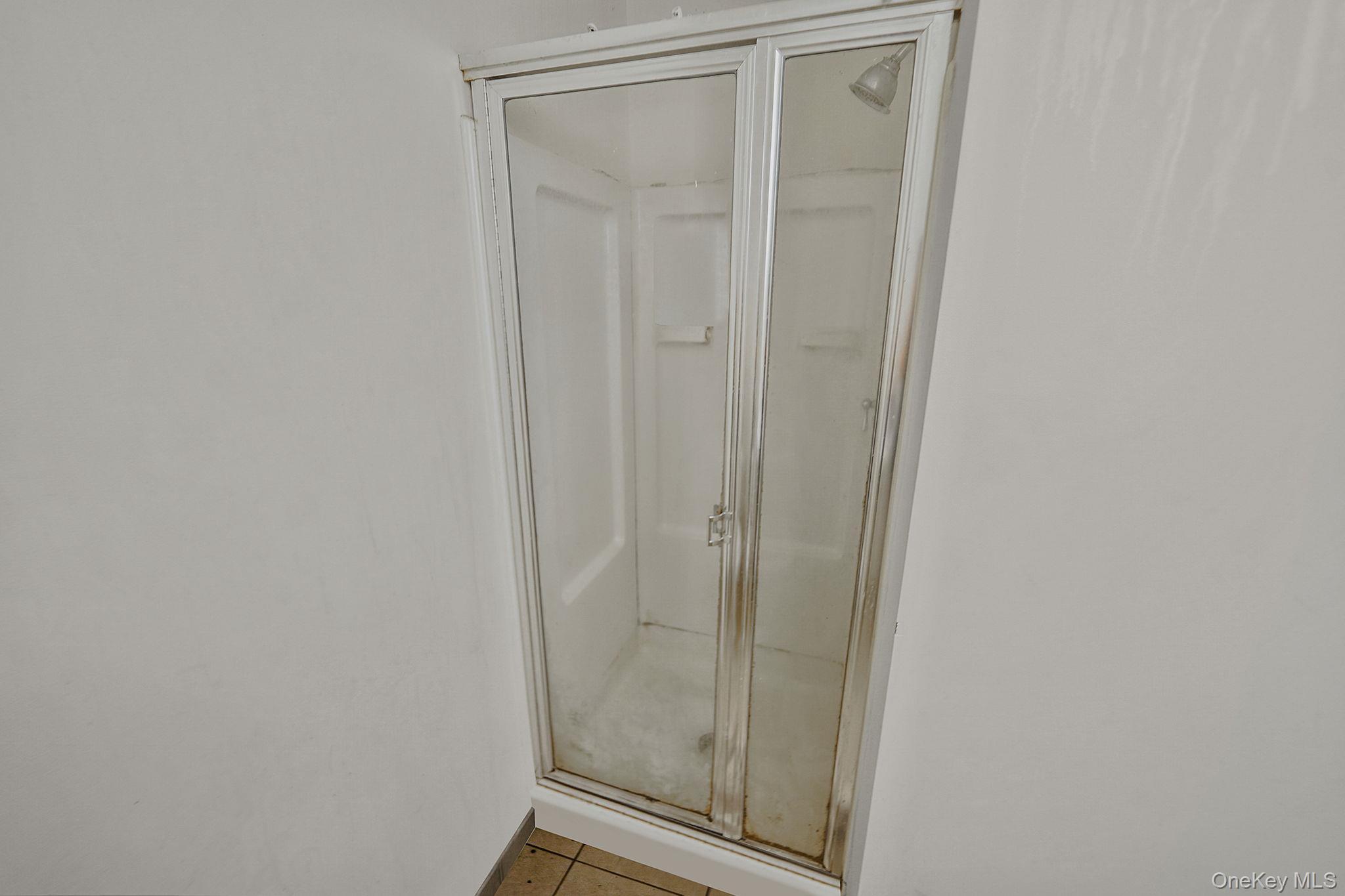 Condo Medea  Suffolk County, NY 11722, MLS-905094-10