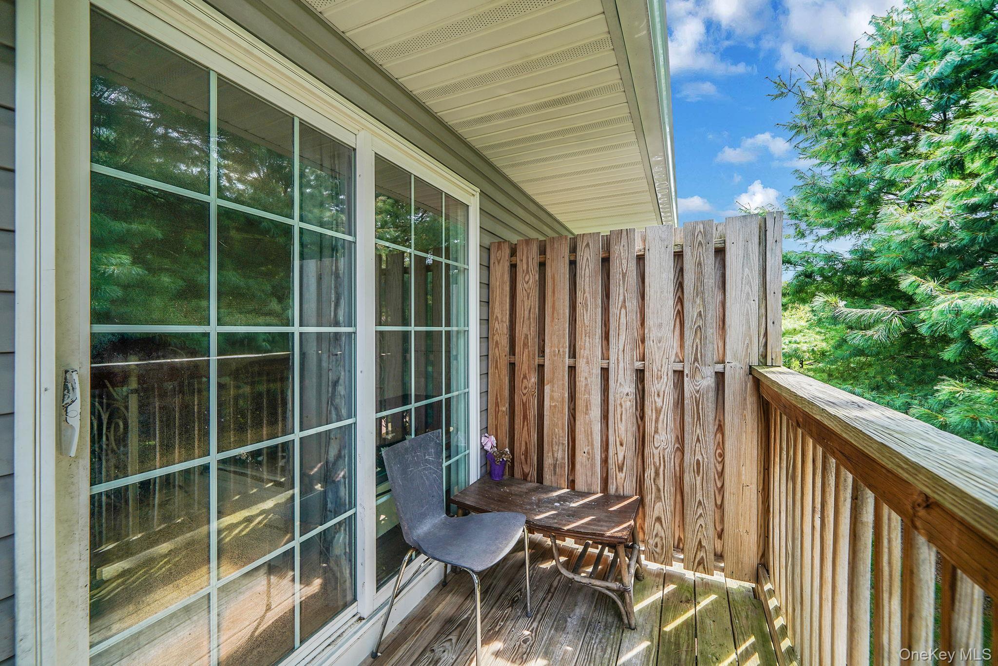 Condo Medea  Suffolk County, NY 11722, MLS-905094-11