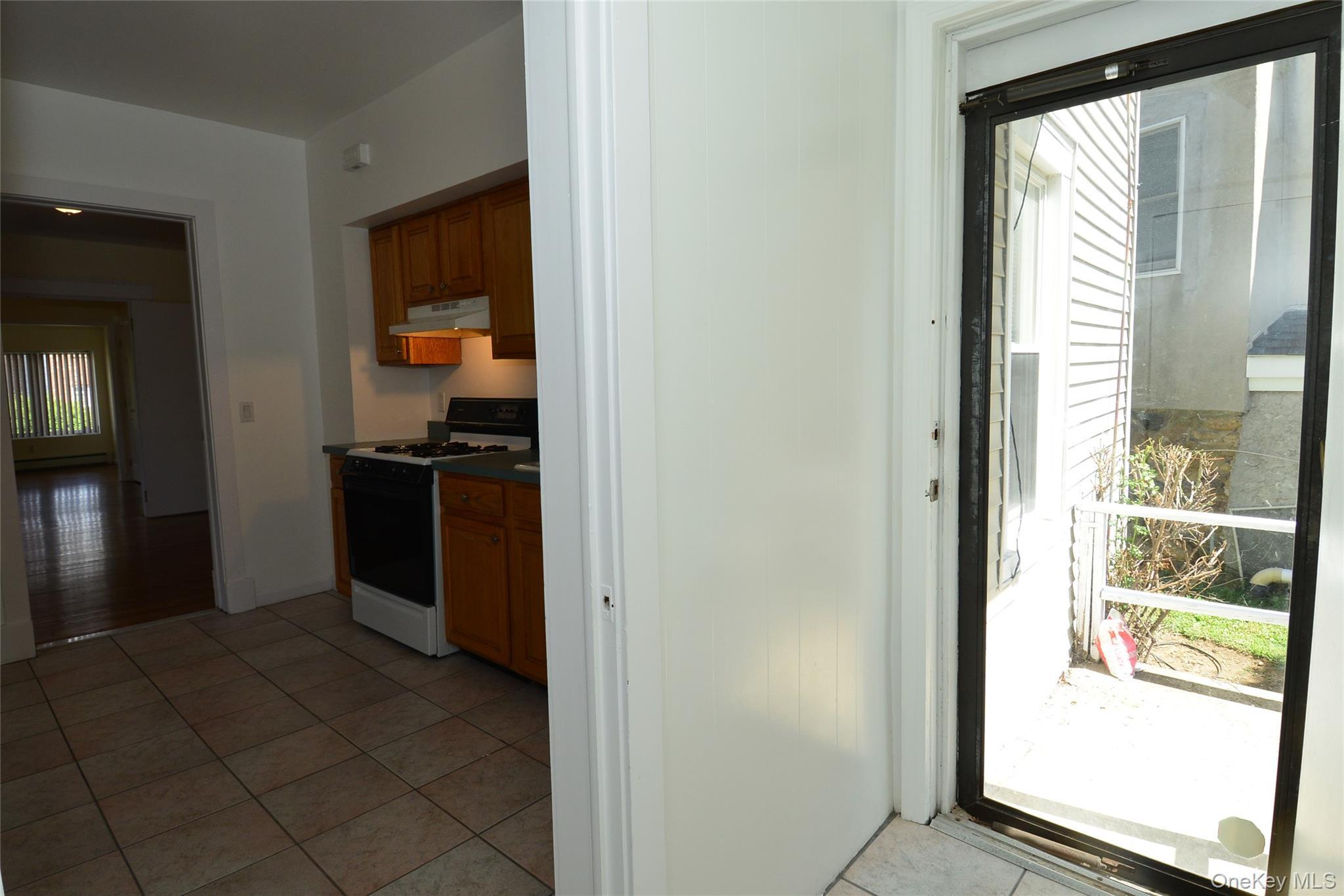 Single Family Glen  Westchester County, NY 10709, MLS-905095-16