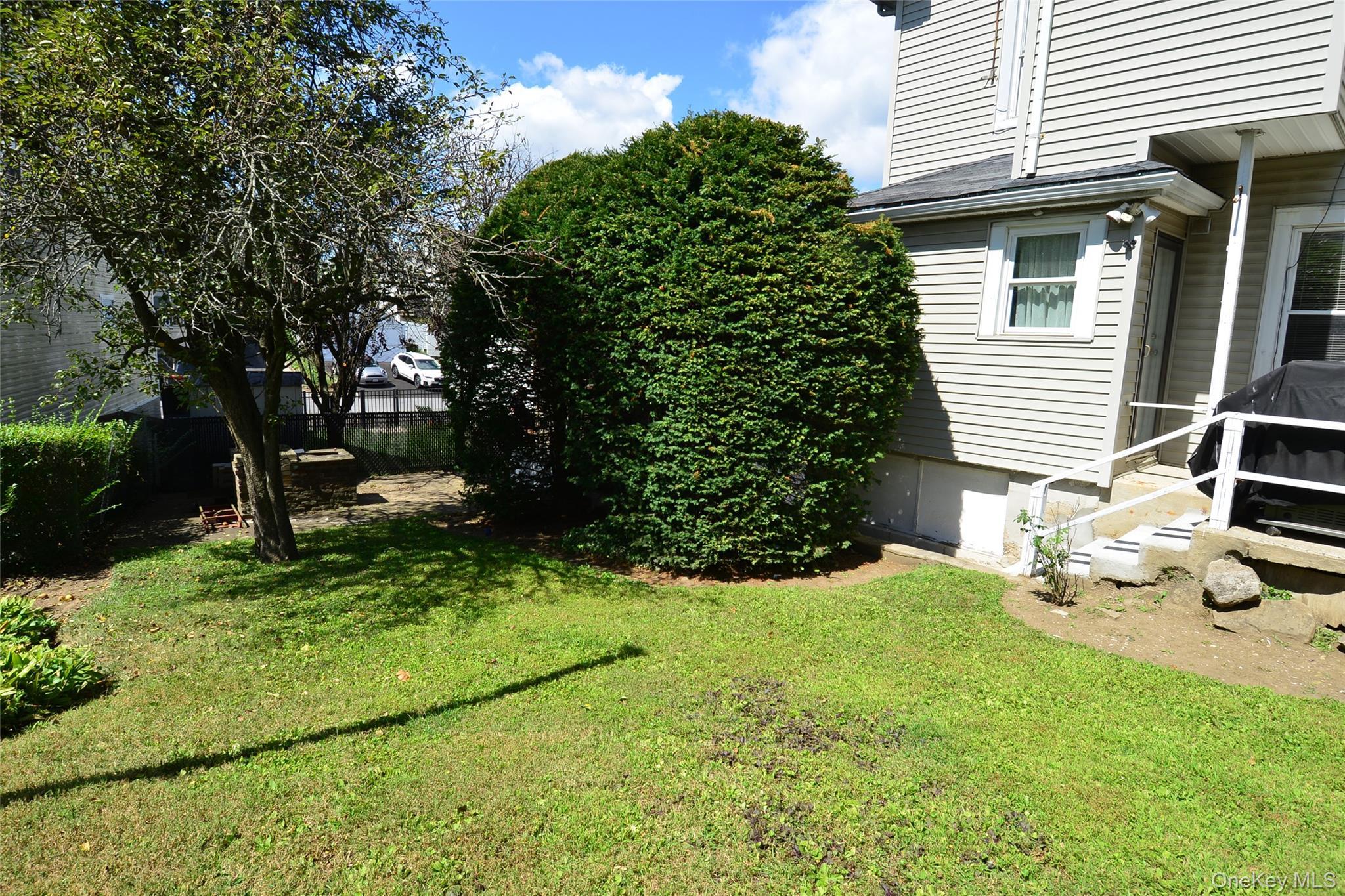 Single Family Glen  Westchester County, NY 10709, MLS-905095-37