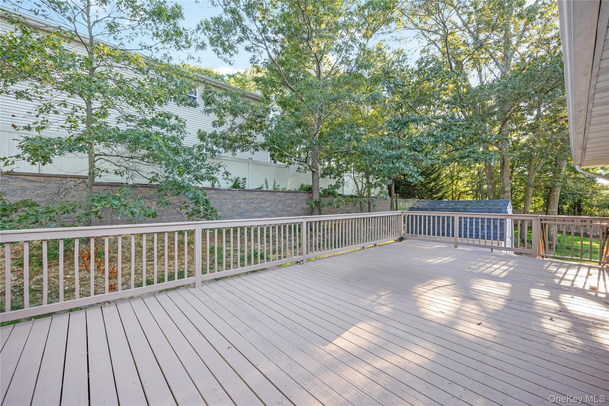 Single Family Hillside  Suffolk County, NY 11738, MLS-905102-22