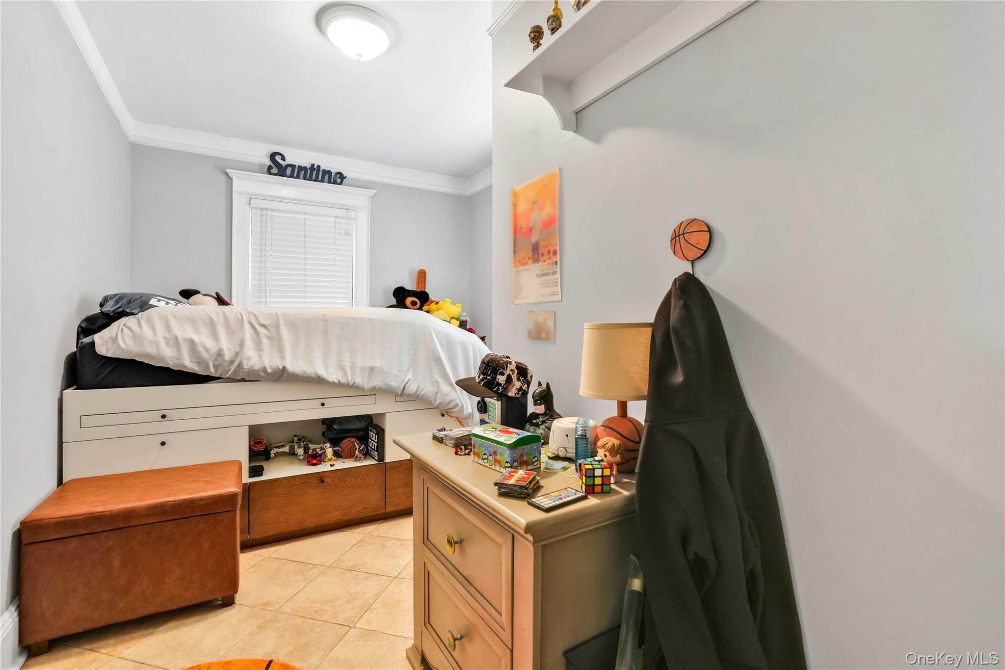 Single Family 12th  Queens, NY 11357, MLS-905114-15