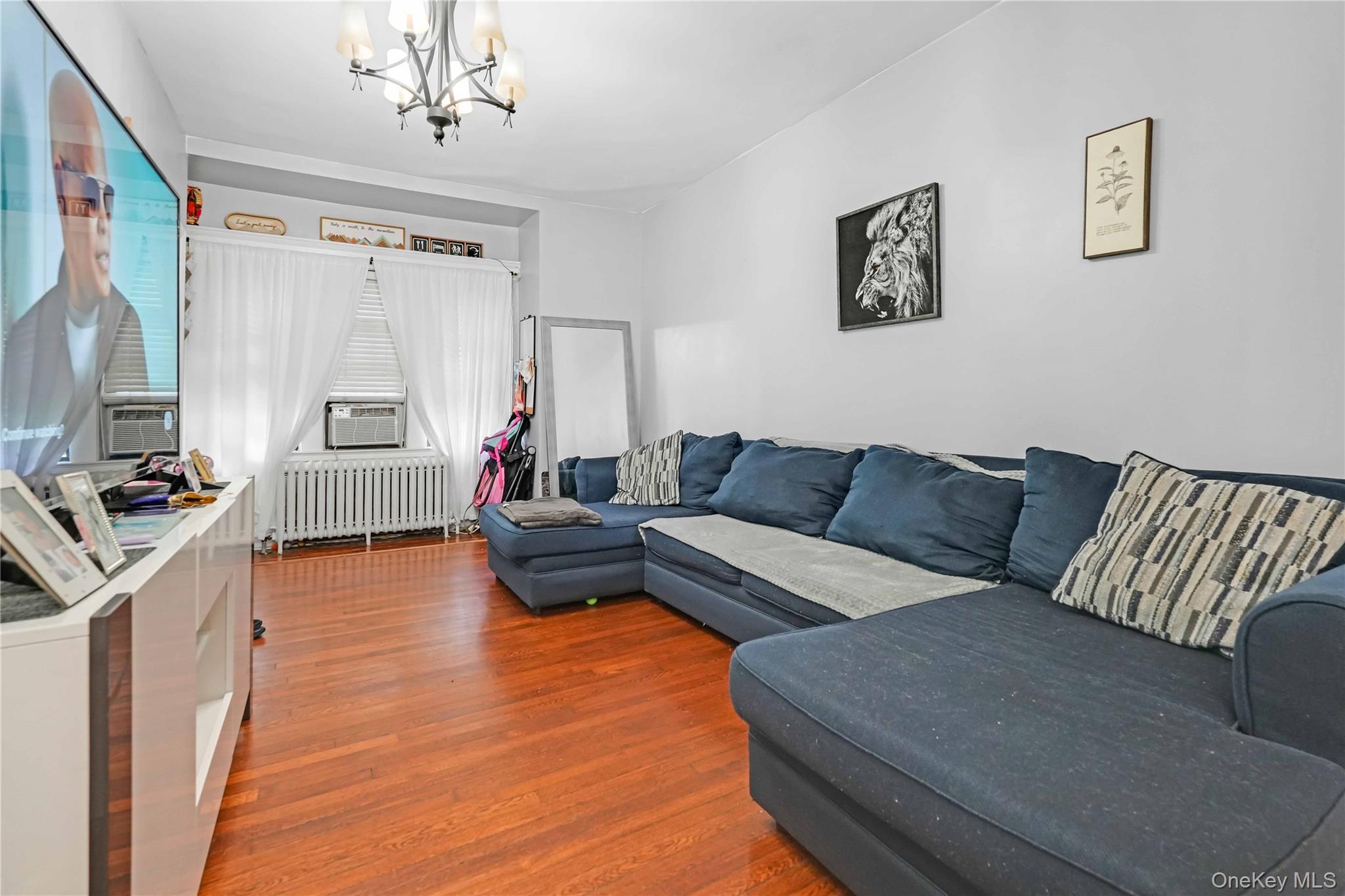 Single Family 12th  Queens, NY 11357, MLS-905114-21