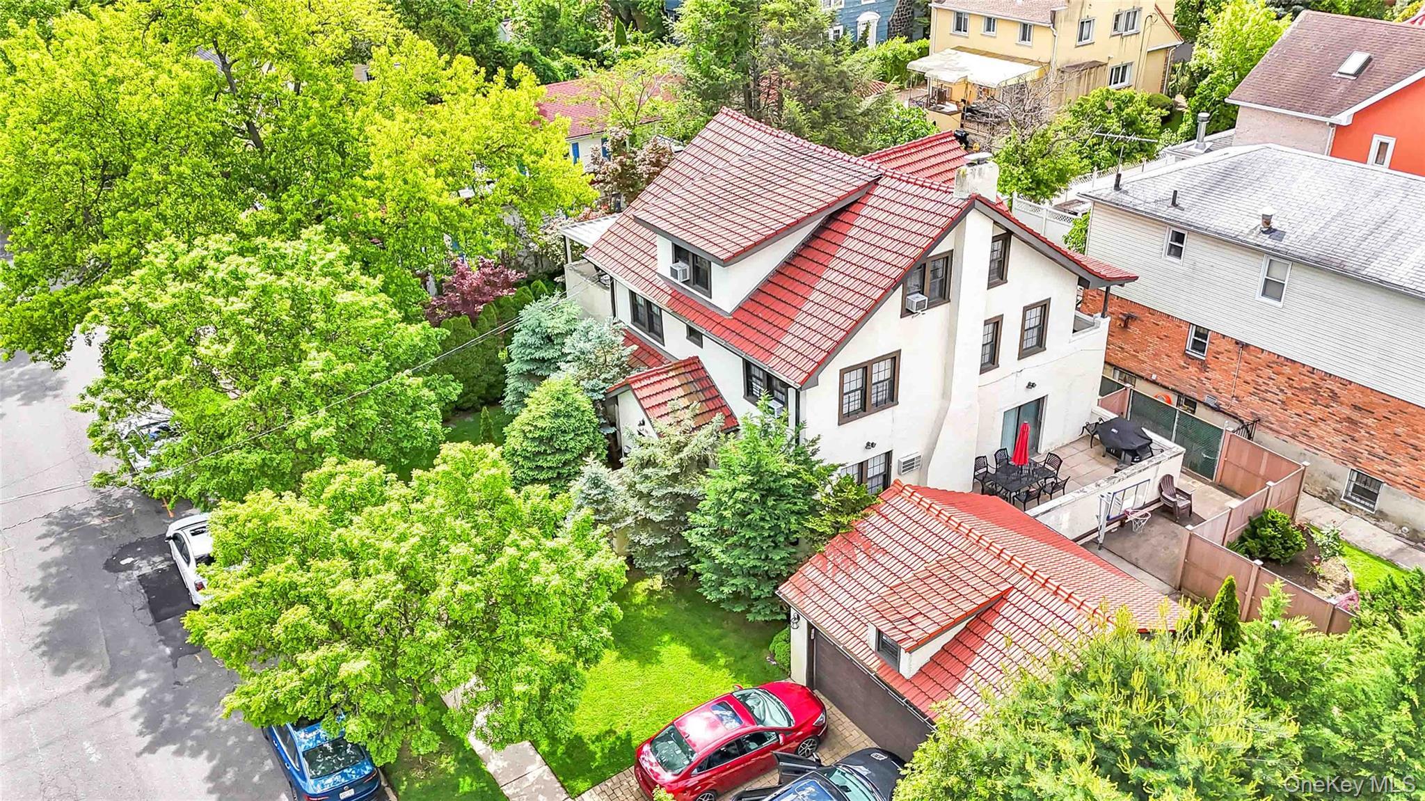 Single Family 12th  Queens, NY 11357, MLS-905114-3