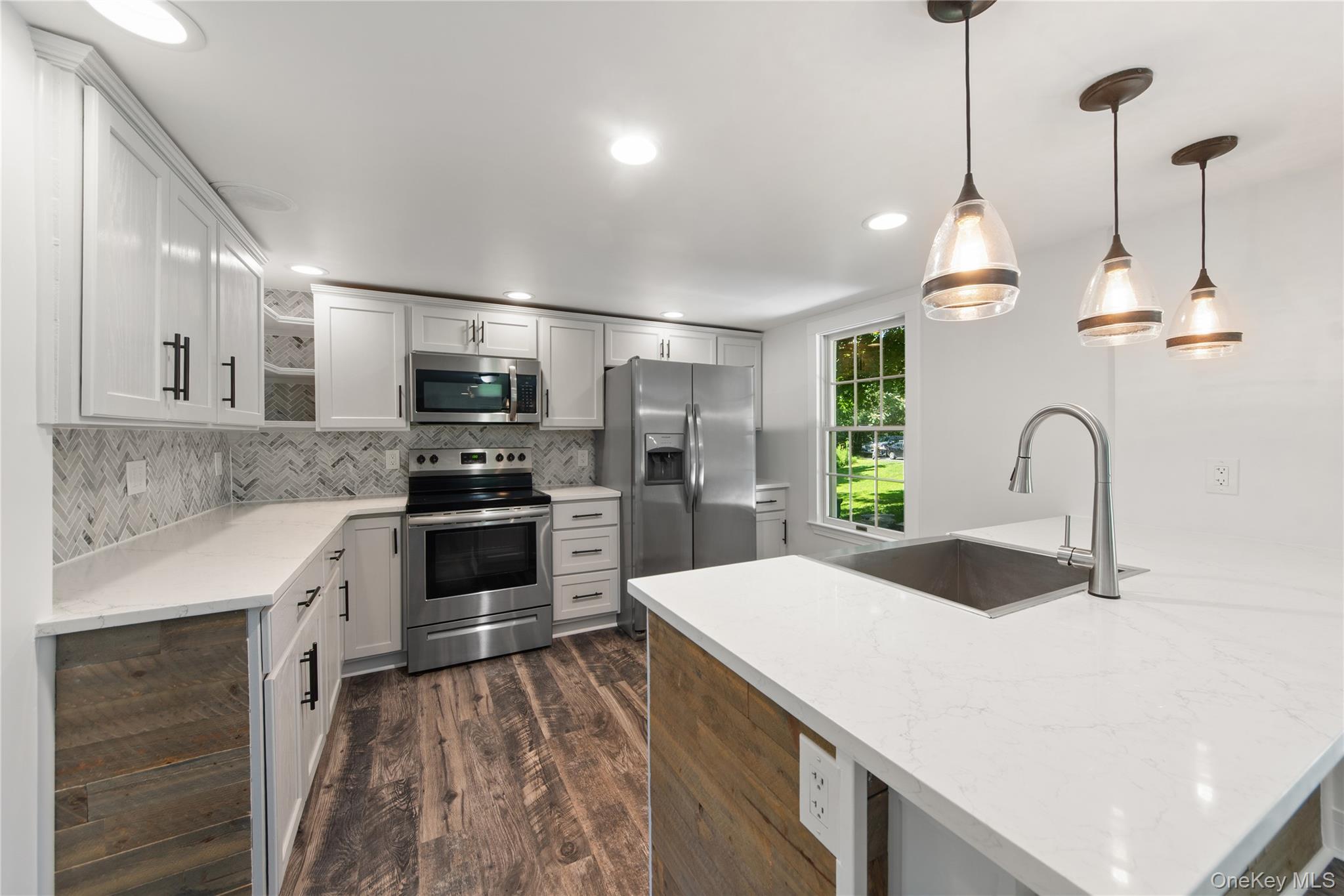 Single Family Honeymoon  Dutchess County, NY 12603, MLS-905119-10