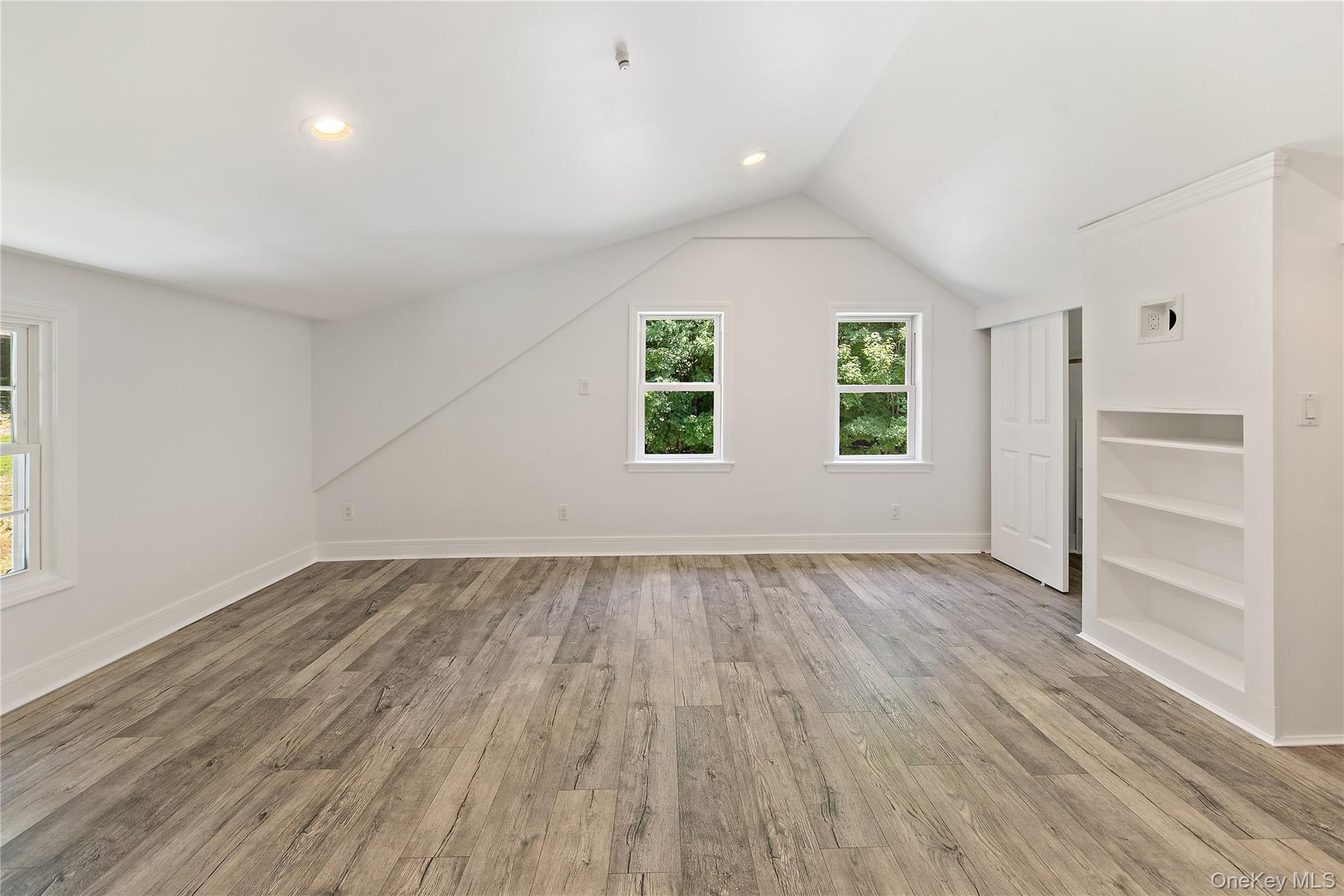 Single Family Honeymoon  Dutchess County, NY 12603, MLS-905119-16