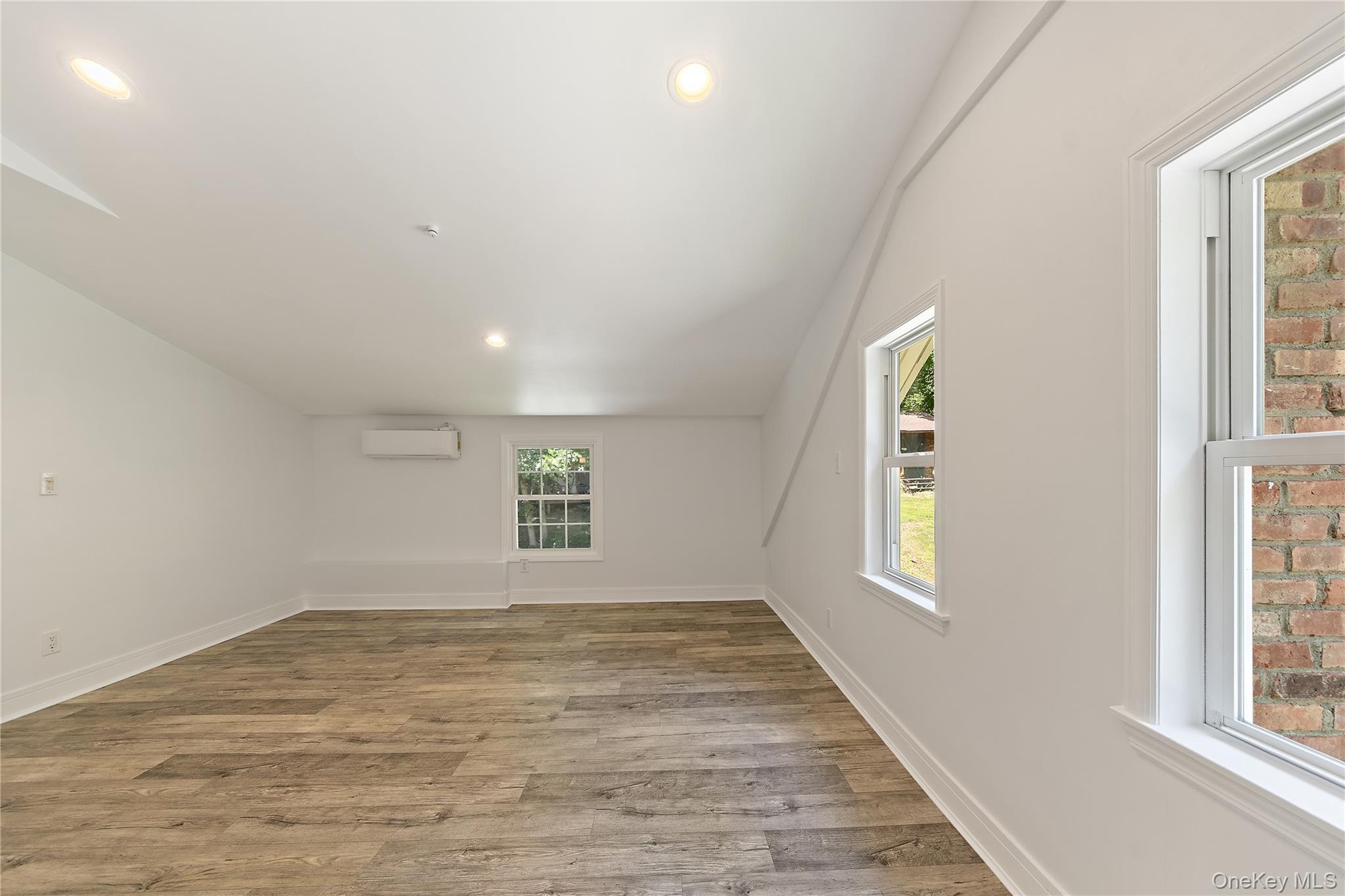 Single Family Honeymoon  Dutchess County, NY 12603, MLS-905119-18