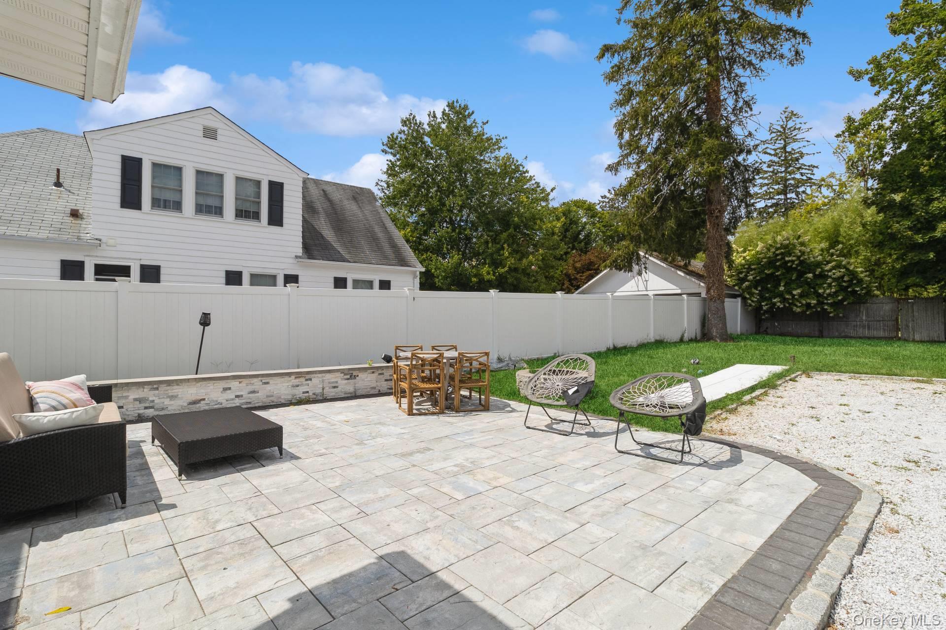 Single Family Corwin  Suffolk County, NY 11901, MLS-905162-11