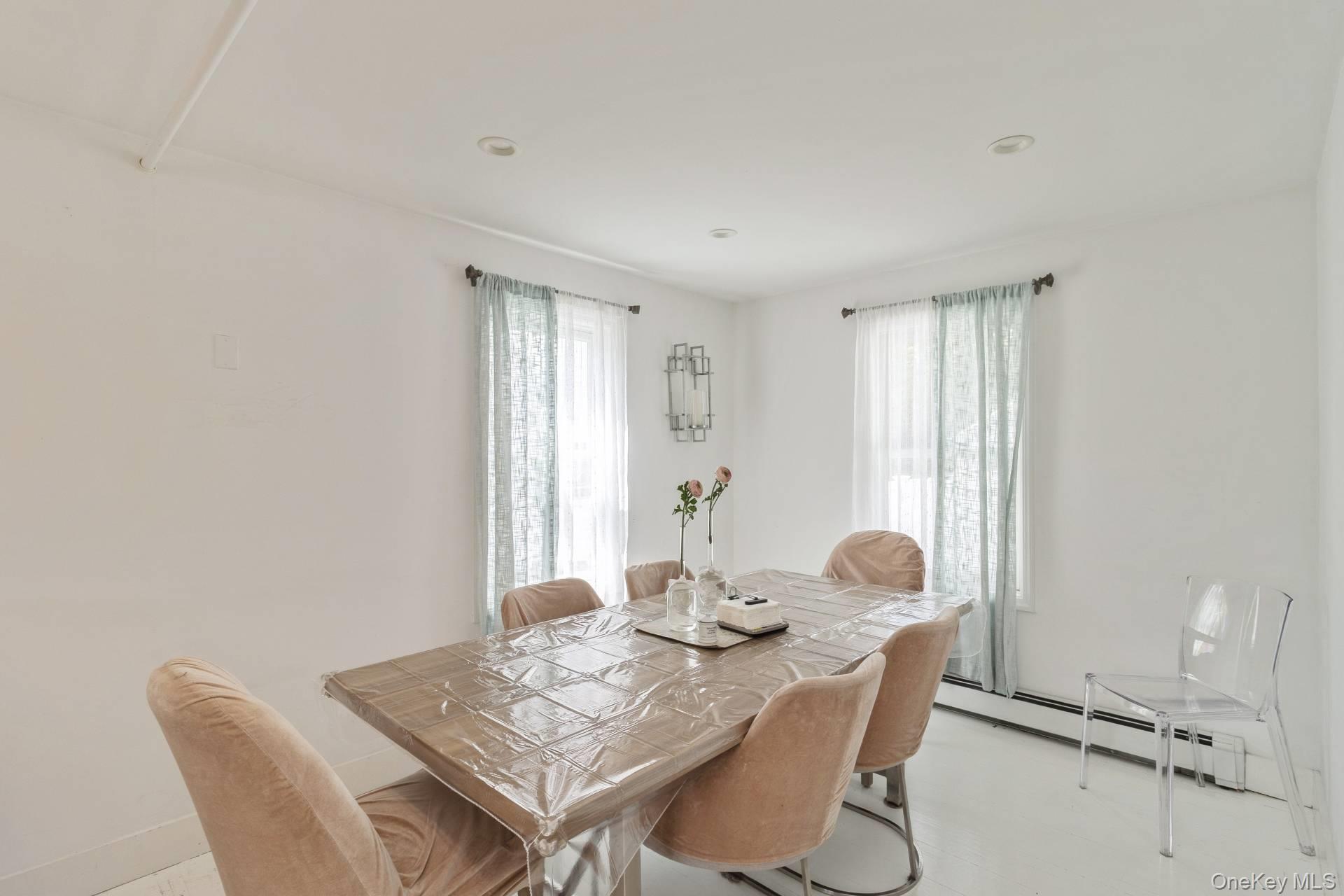 Single Family Corwin  Suffolk County, NY 11901, MLS-905162-4