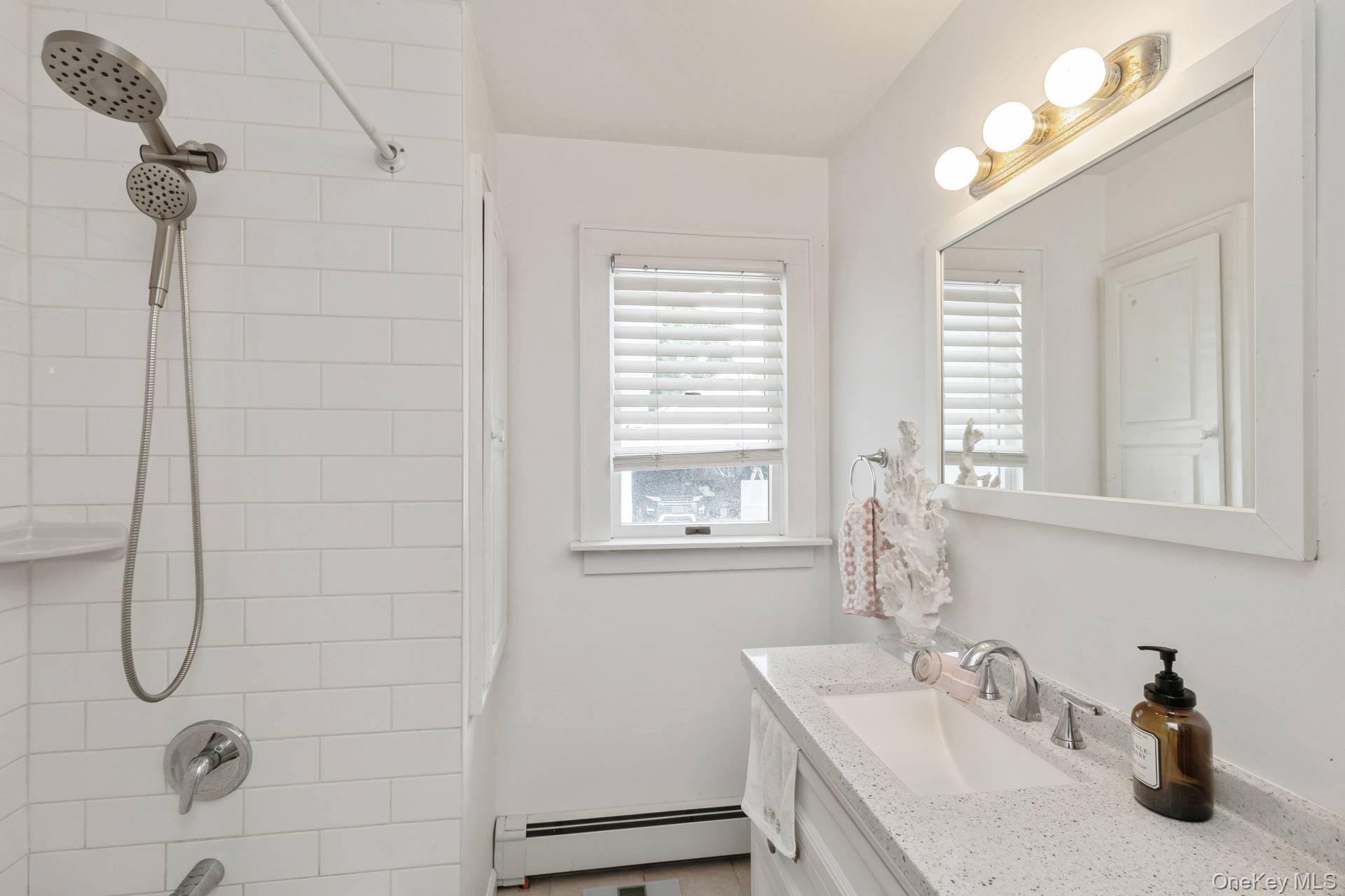 Single Family Corwin  Suffolk County, NY 11901, MLS-905162-9