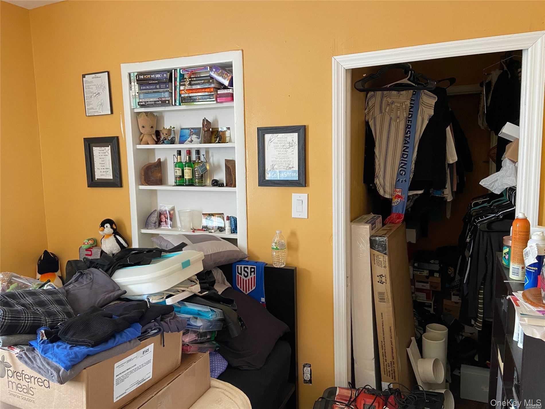 Single Family Edward Nassau County, NY 11510, MLS-905189-12