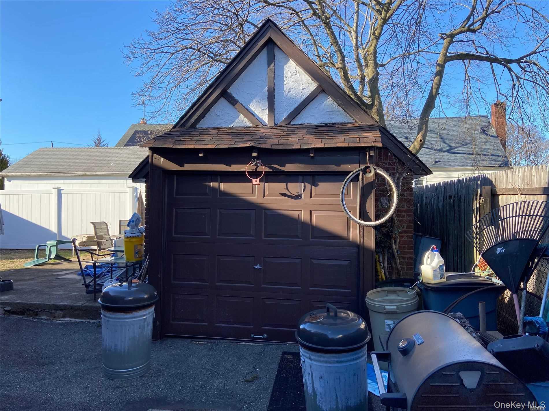 Single Family Edward Nassau County, NY 11510, MLS-905189-4