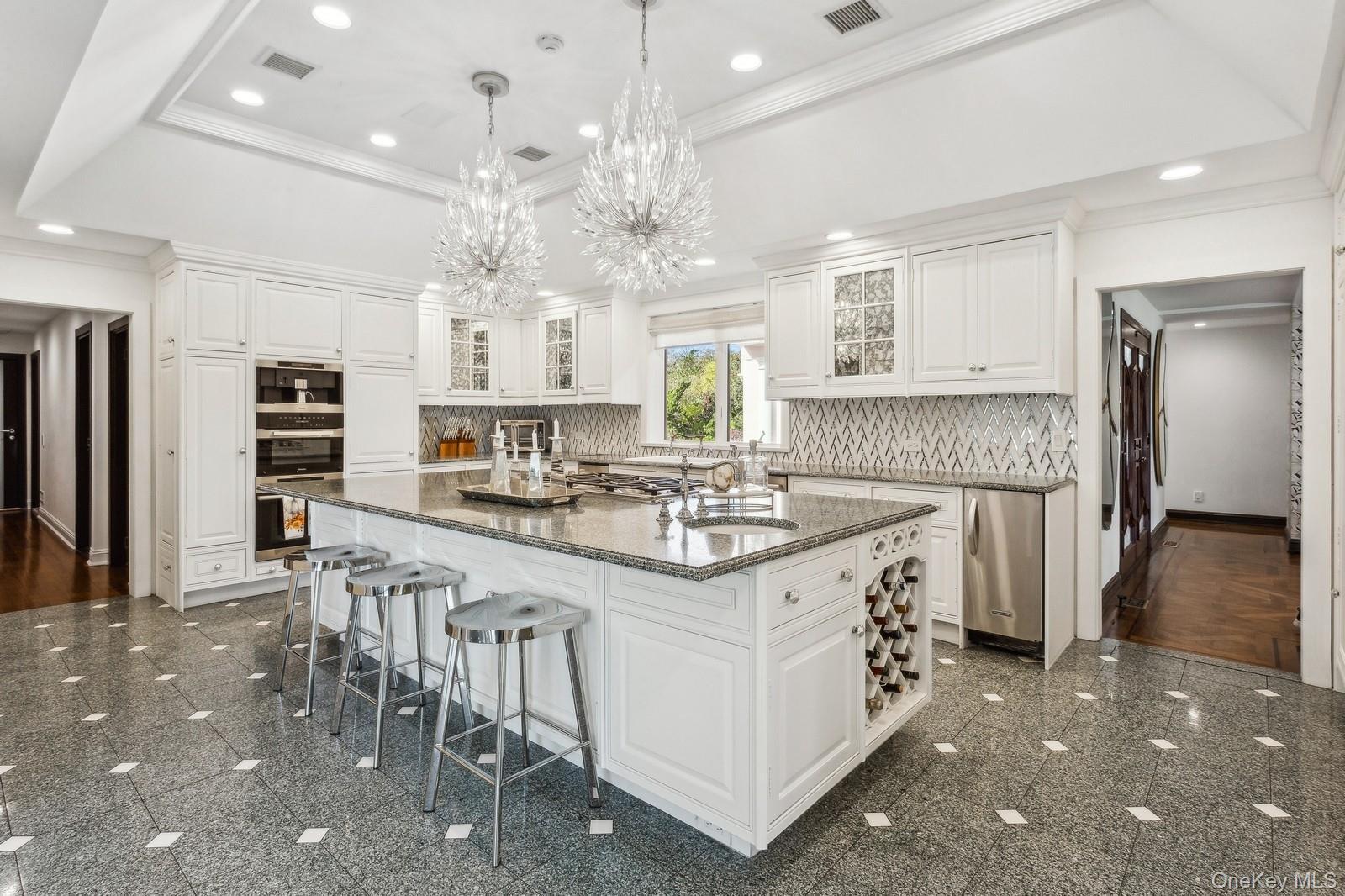 Single Family Heron Nassau County, NY 11557, MLS-905242-27