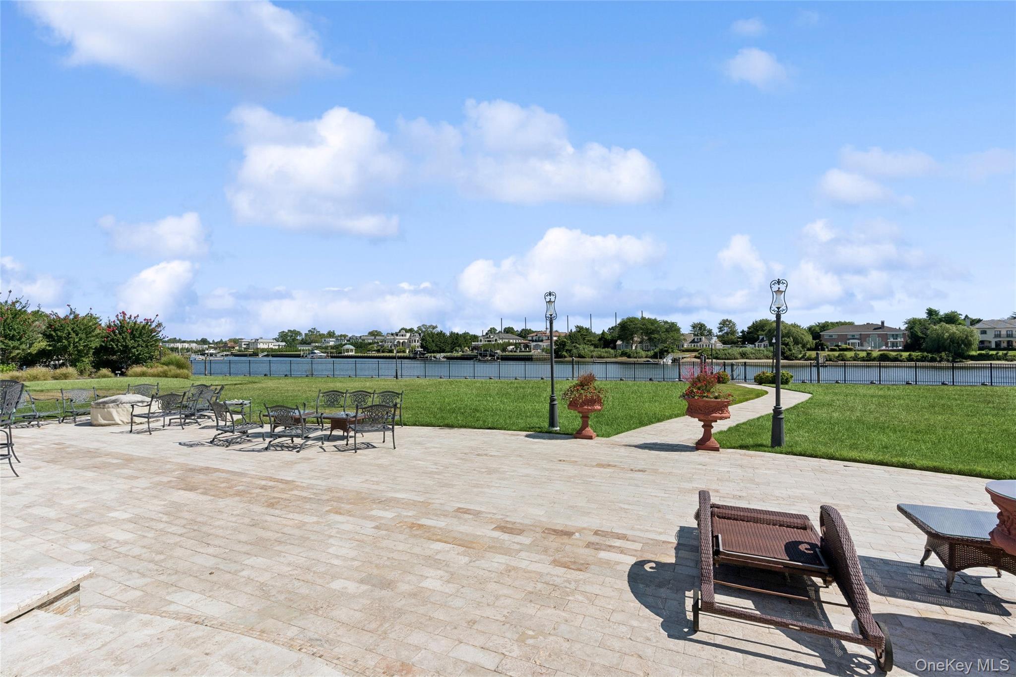 Single Family Heron Nassau County, NY 11557, MLS-905242-42