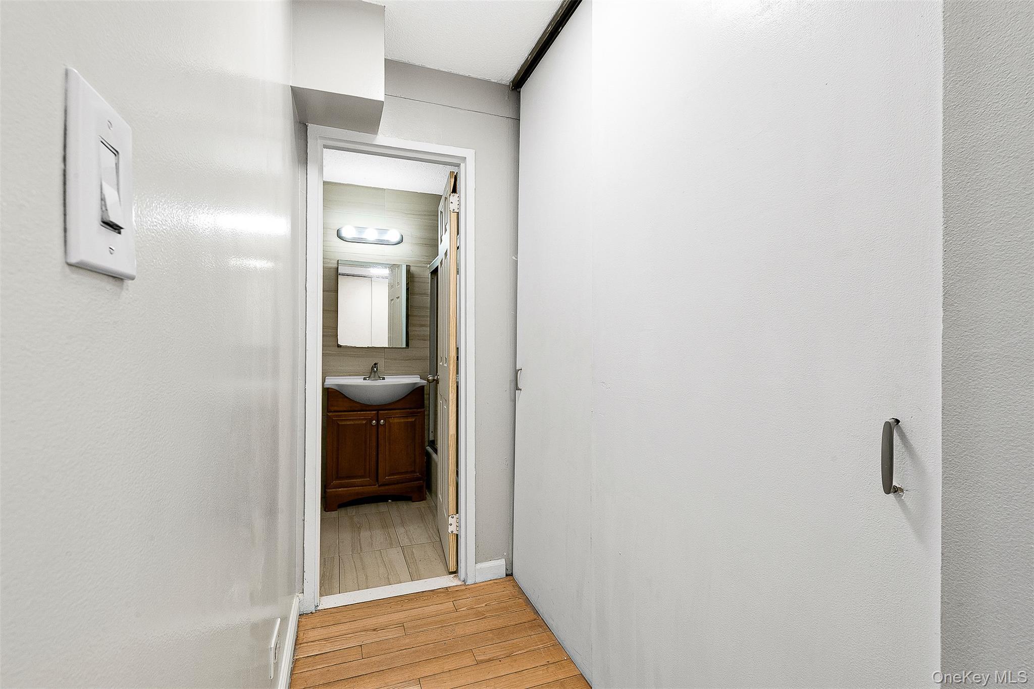 Apartment Union  Queens, NY 11367, MLS-905248-5