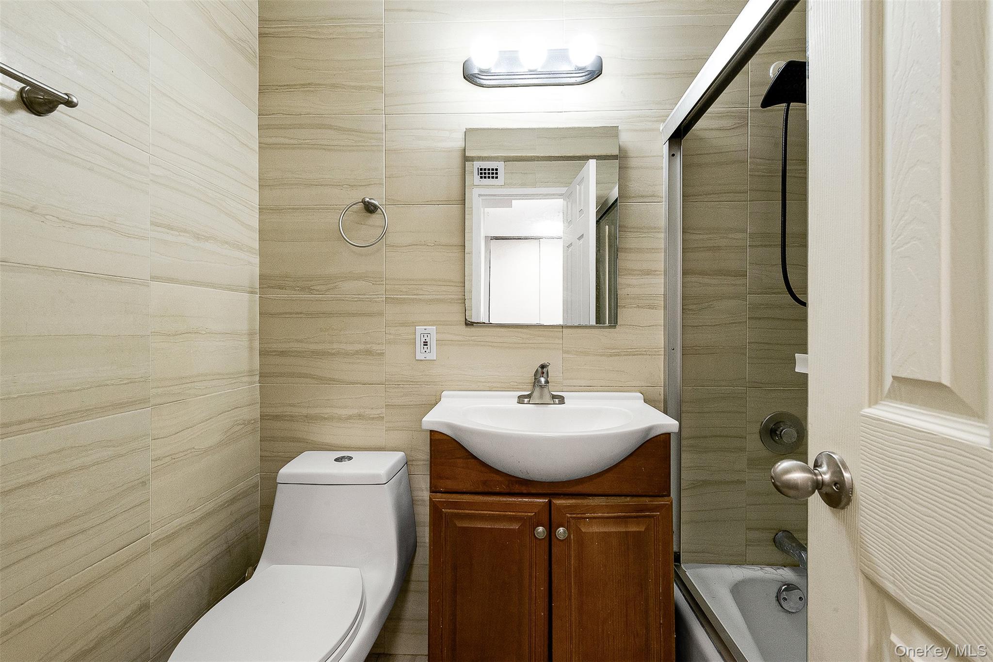Apartment Union  Queens, NY 11367, MLS-905248-6
