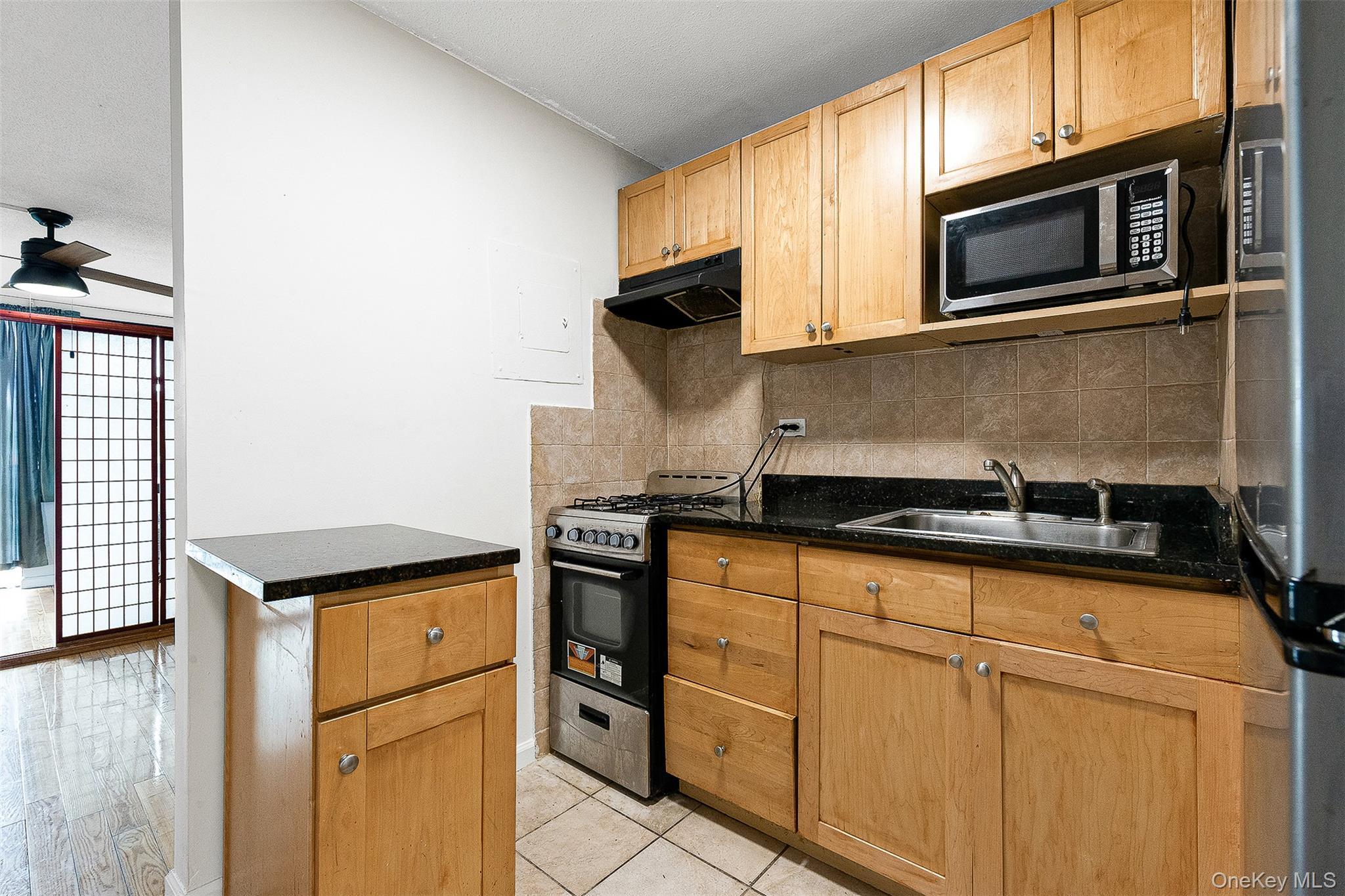Apartment Union  Queens, NY 11367, MLS-905248-9