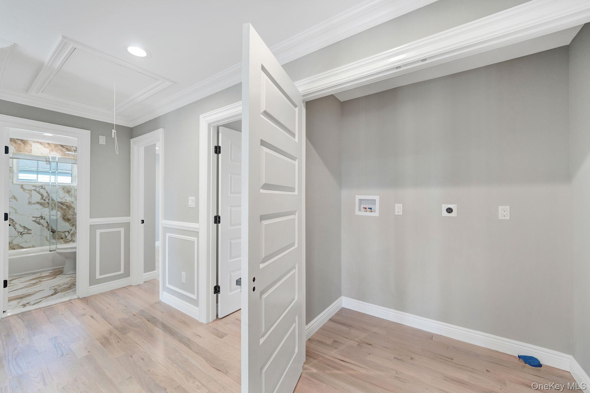 Single Family Hoffman Nassau County, NY 11003, MLS-905253-19