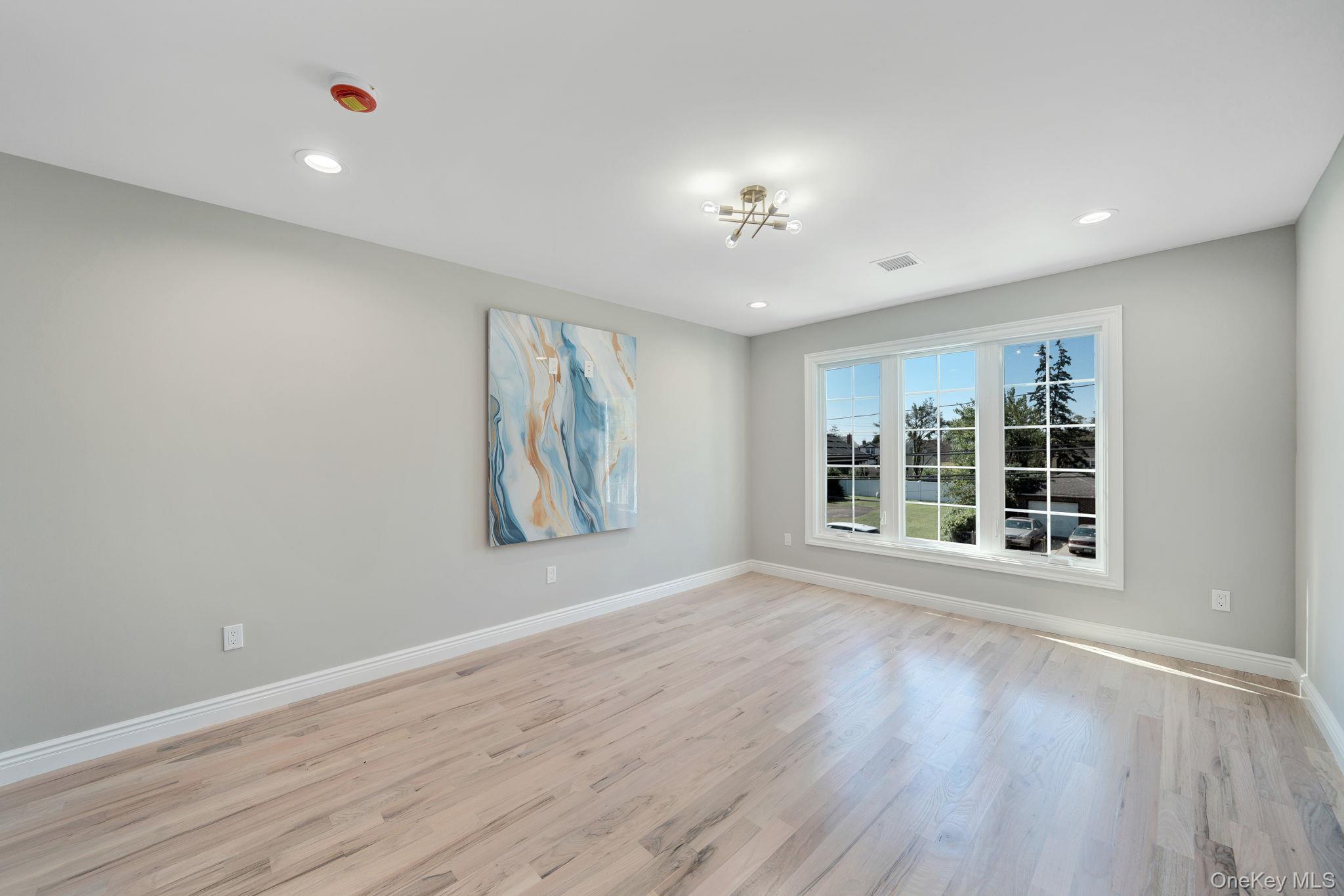 Single Family Hoffman Nassau County, NY 11003, MLS-905253-22