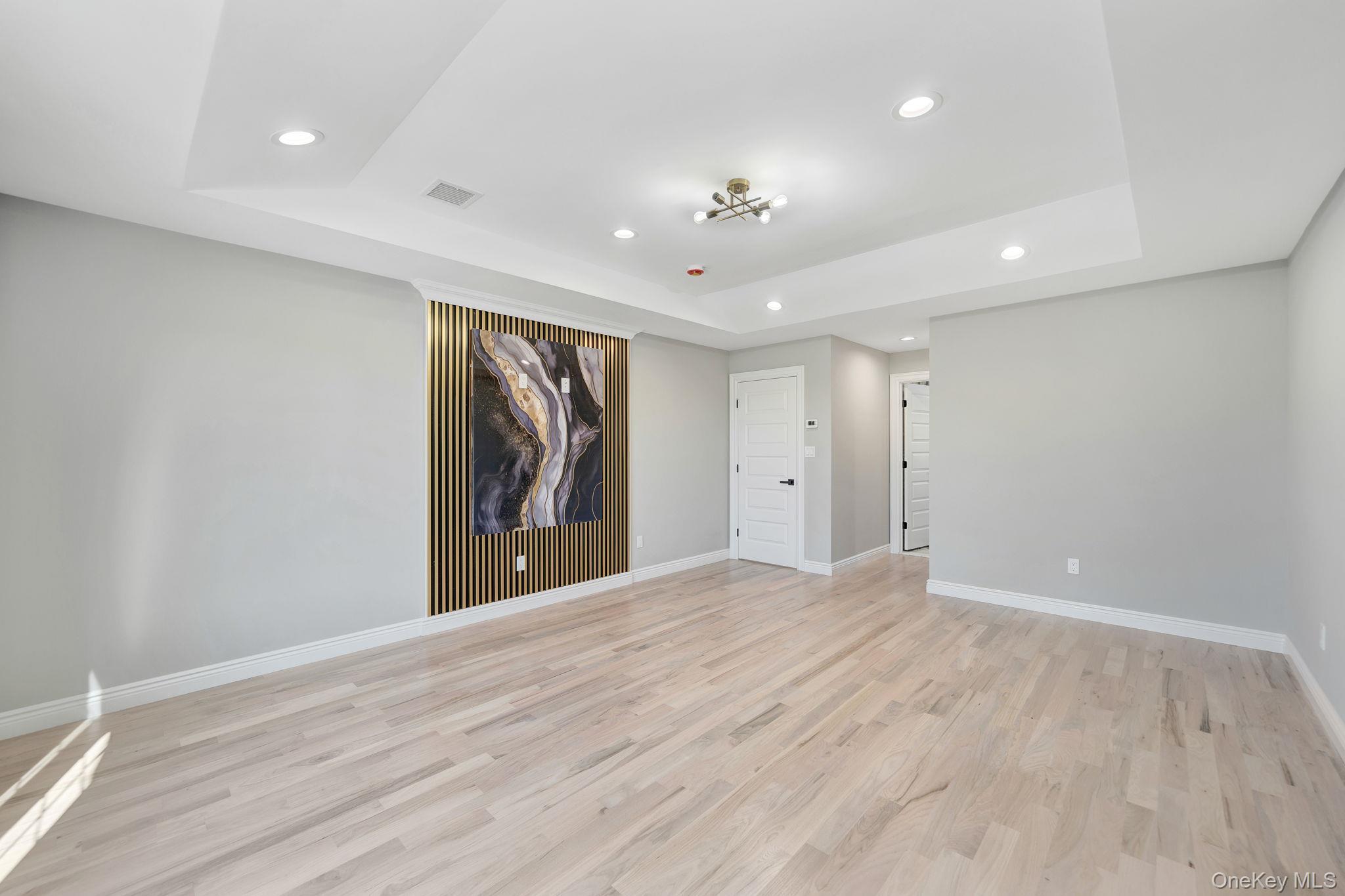 Single Family Hoffman Nassau County, NY 11003, MLS-905253-27