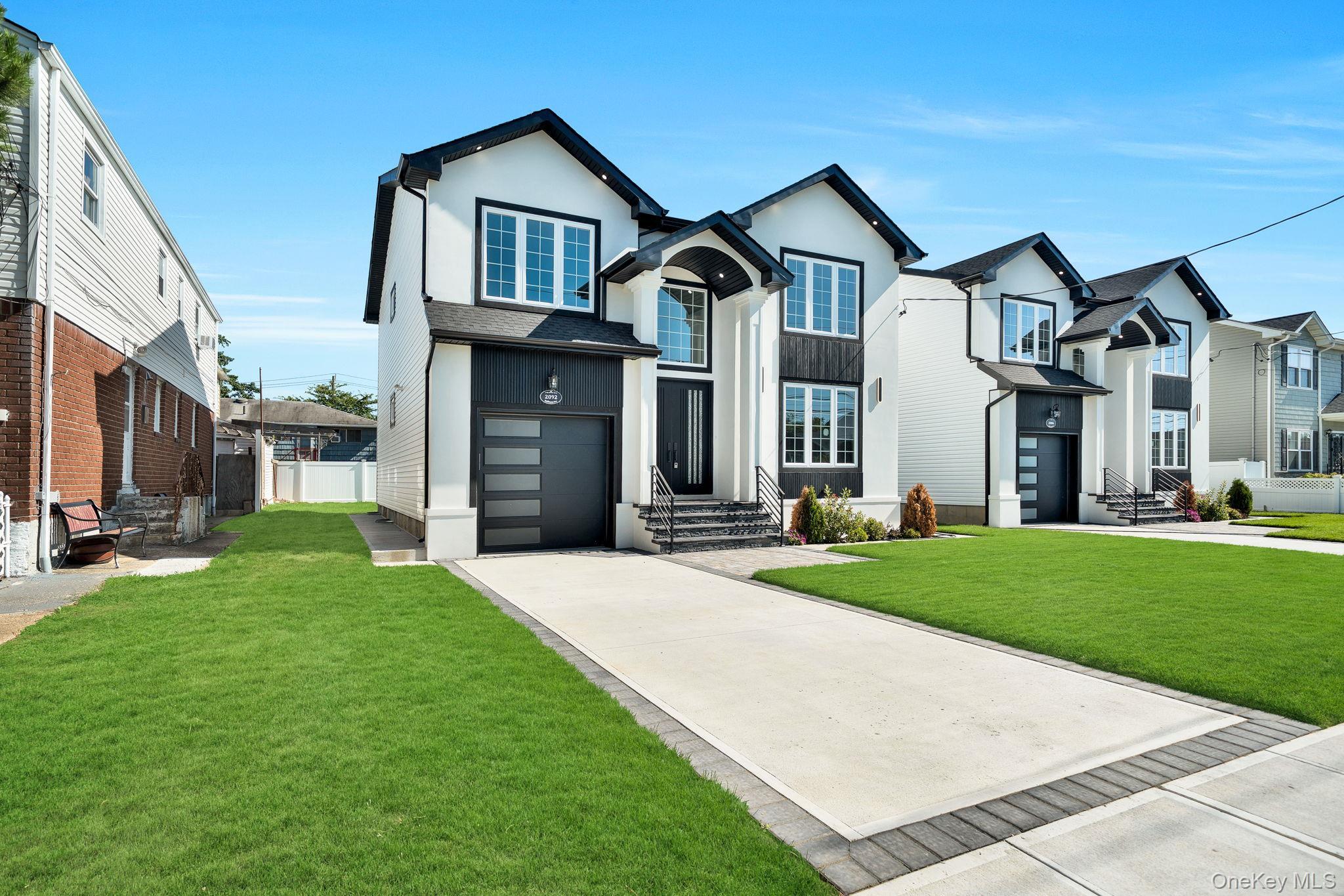 Single Family Hoffman Nassau County, NY 11003, MLS-905253-3