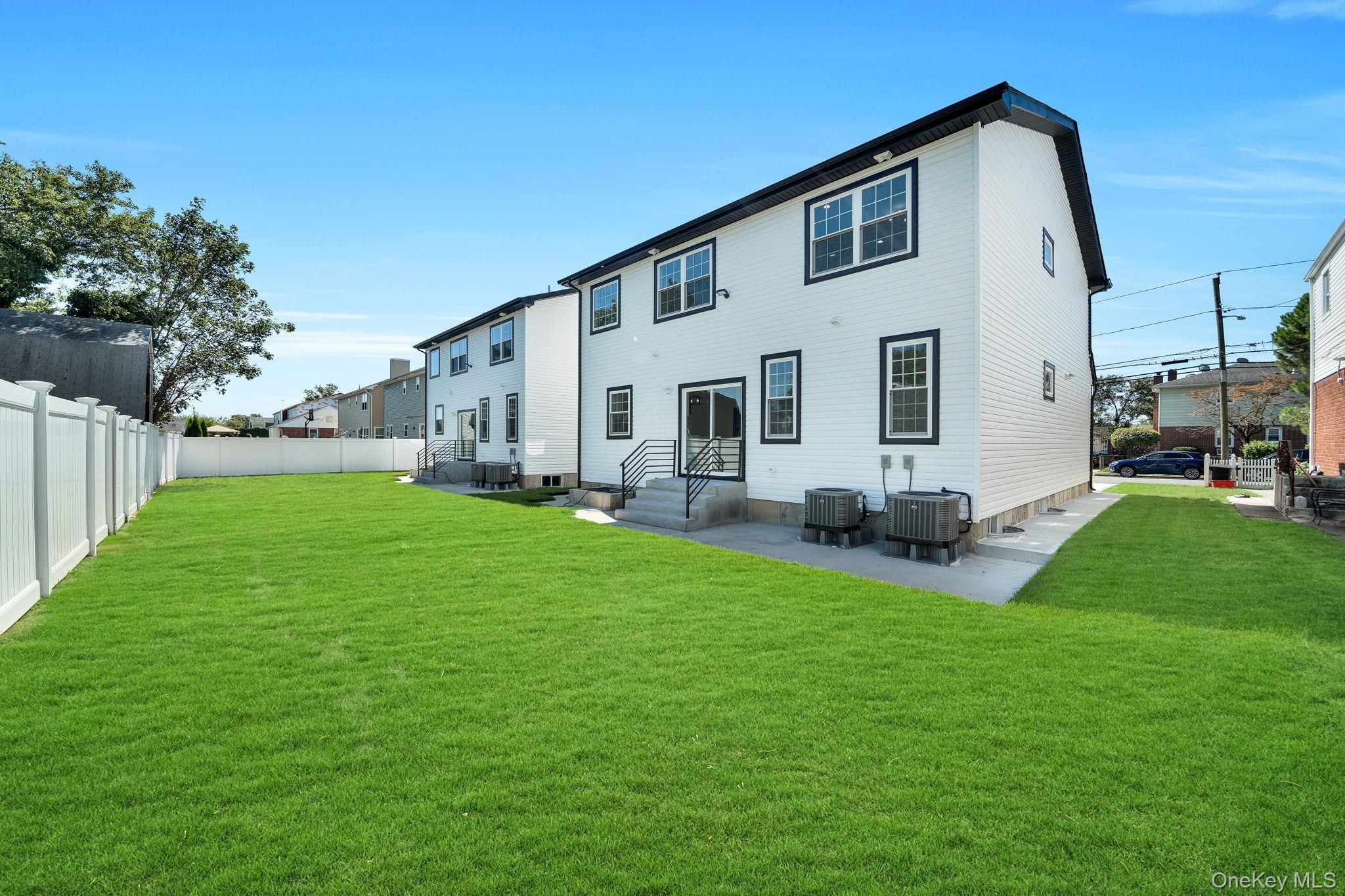 Single Family Hoffman Nassau County, NY 11003, MLS-905253-33