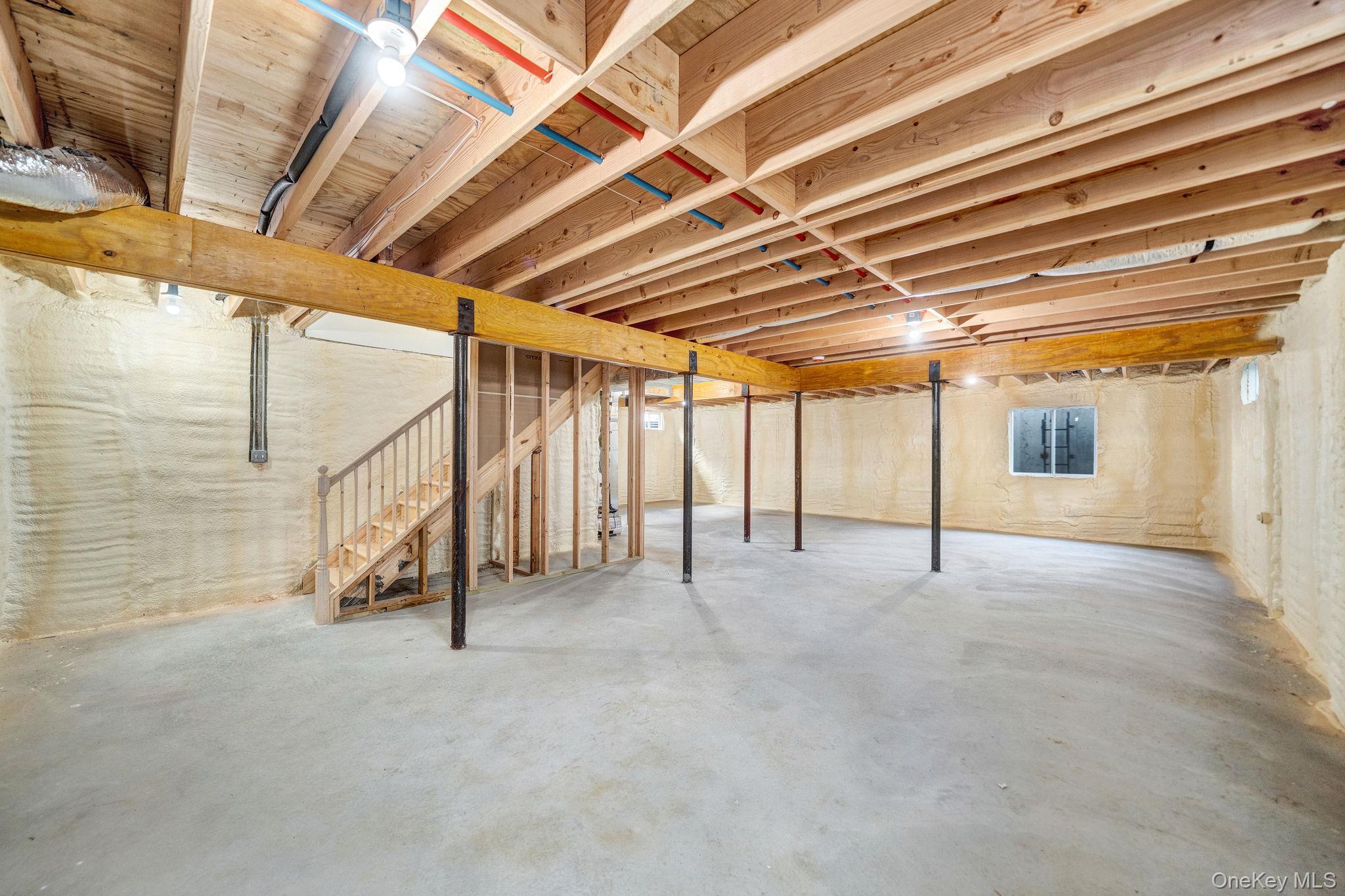 Single Family Hoffman Nassau County, NY 11003, MLS-905253-35