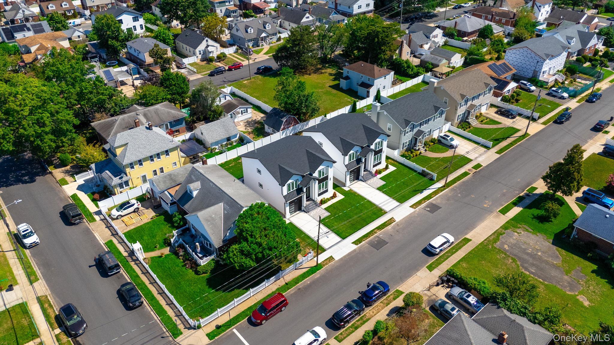 Single Family Hoffman Nassau County, NY 11003, MLS-905253-37