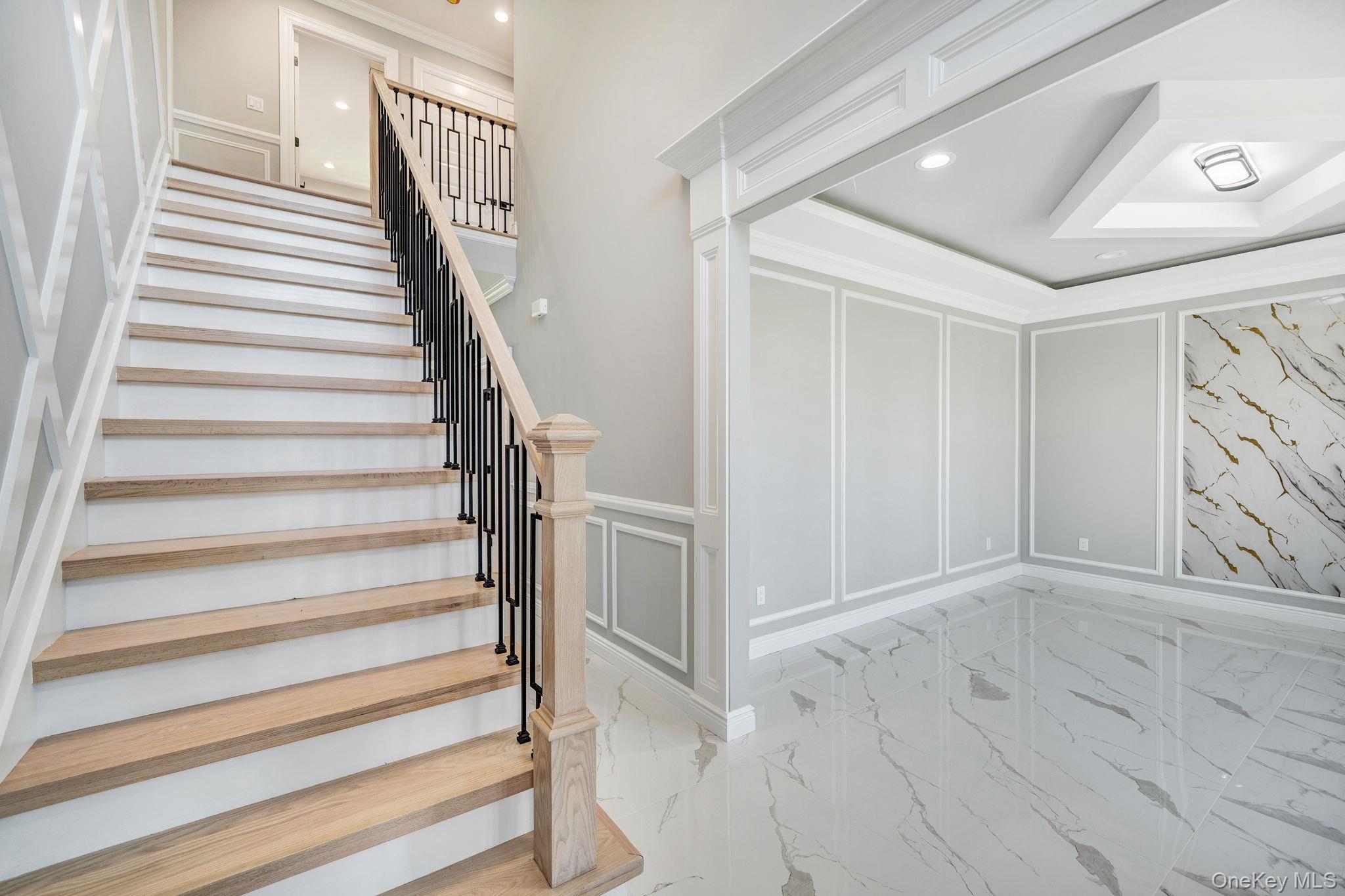 Single Family Hoffman Nassau County, NY 11003, MLS-905253-7