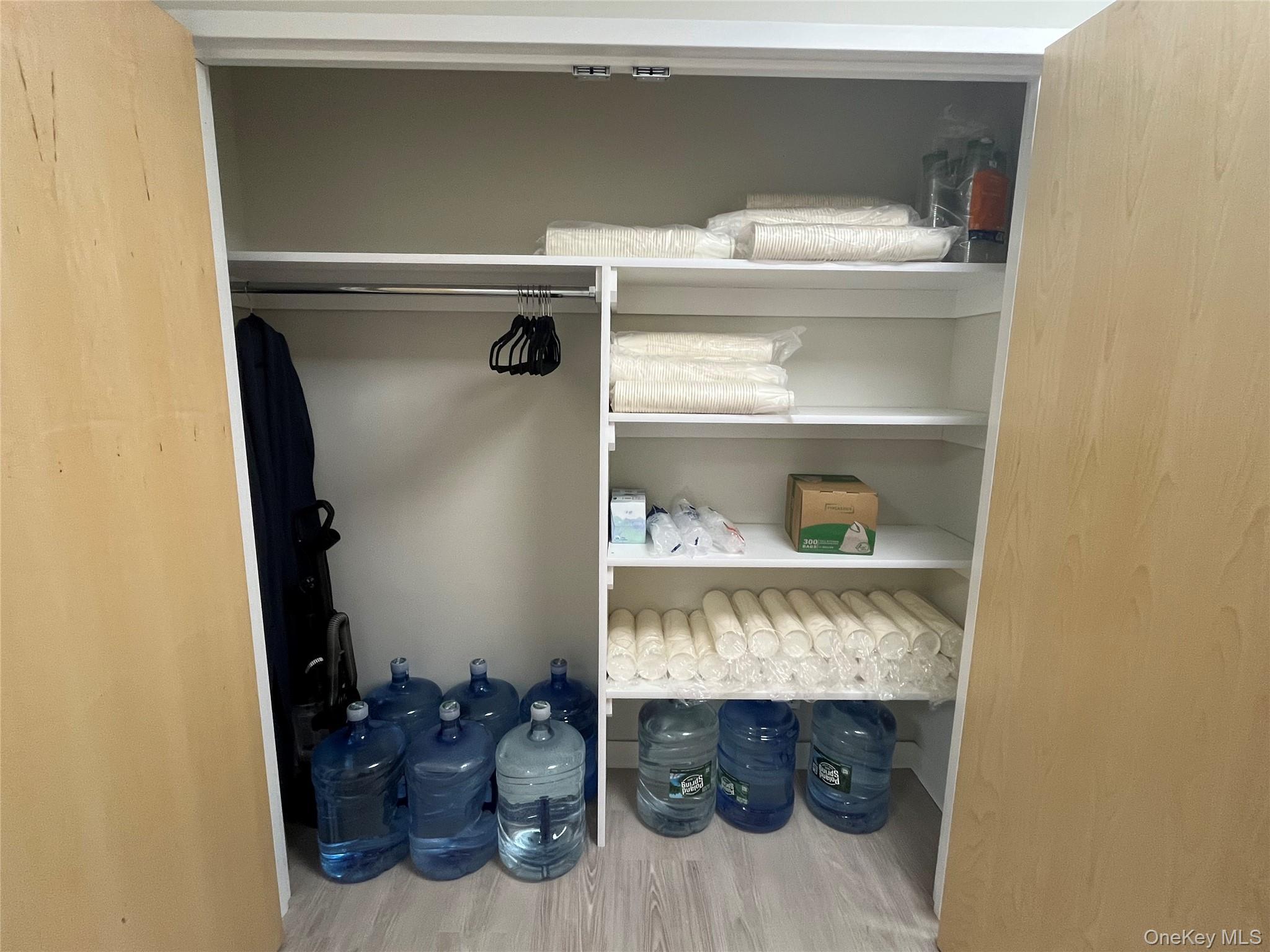 Commercial Lease Court Brooklyn, NY 11242, MLS-905296-10