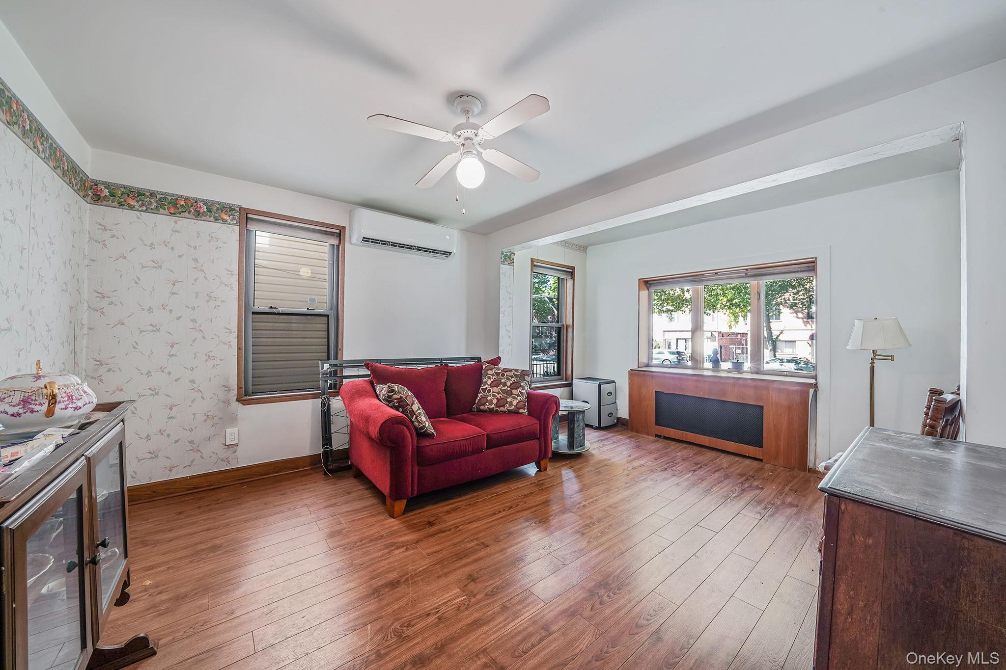 Single Family Williamsbridge  Bronx, NY 10461, MLS-905301-10
