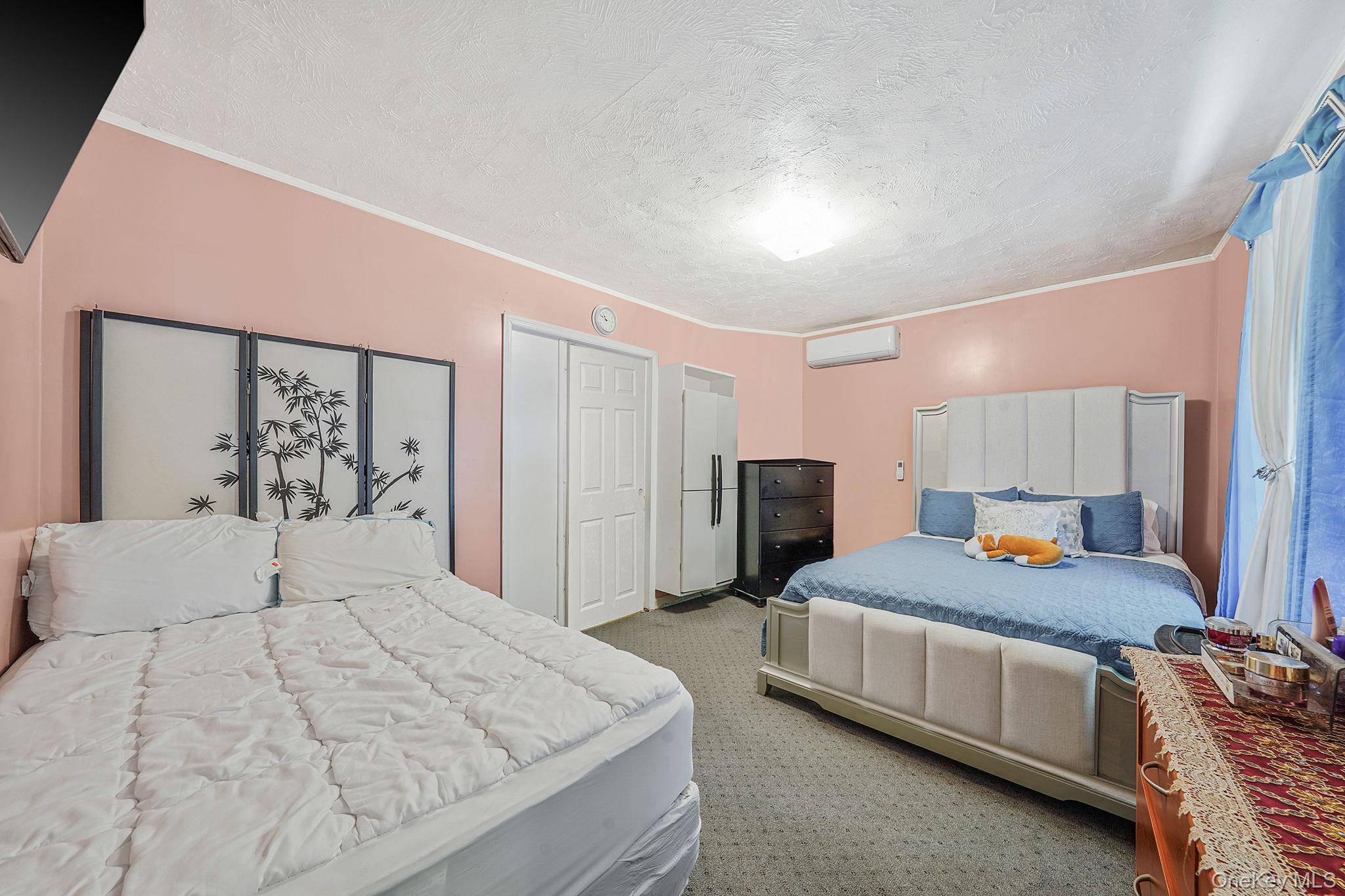 Single Family Williamsbridge  Bronx, NY 10461, MLS-905301-23