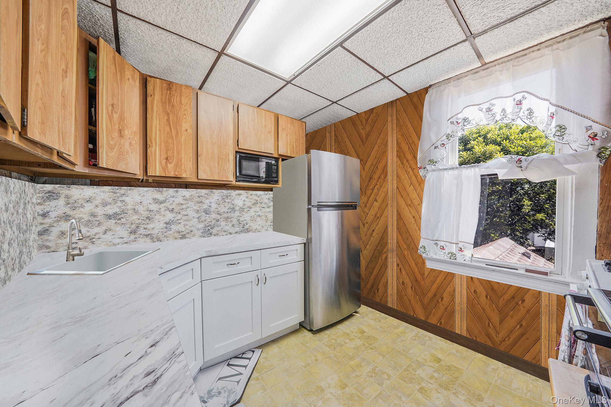 Single Family Williamsbridge  Bronx, NY 10461, MLS-905301-28