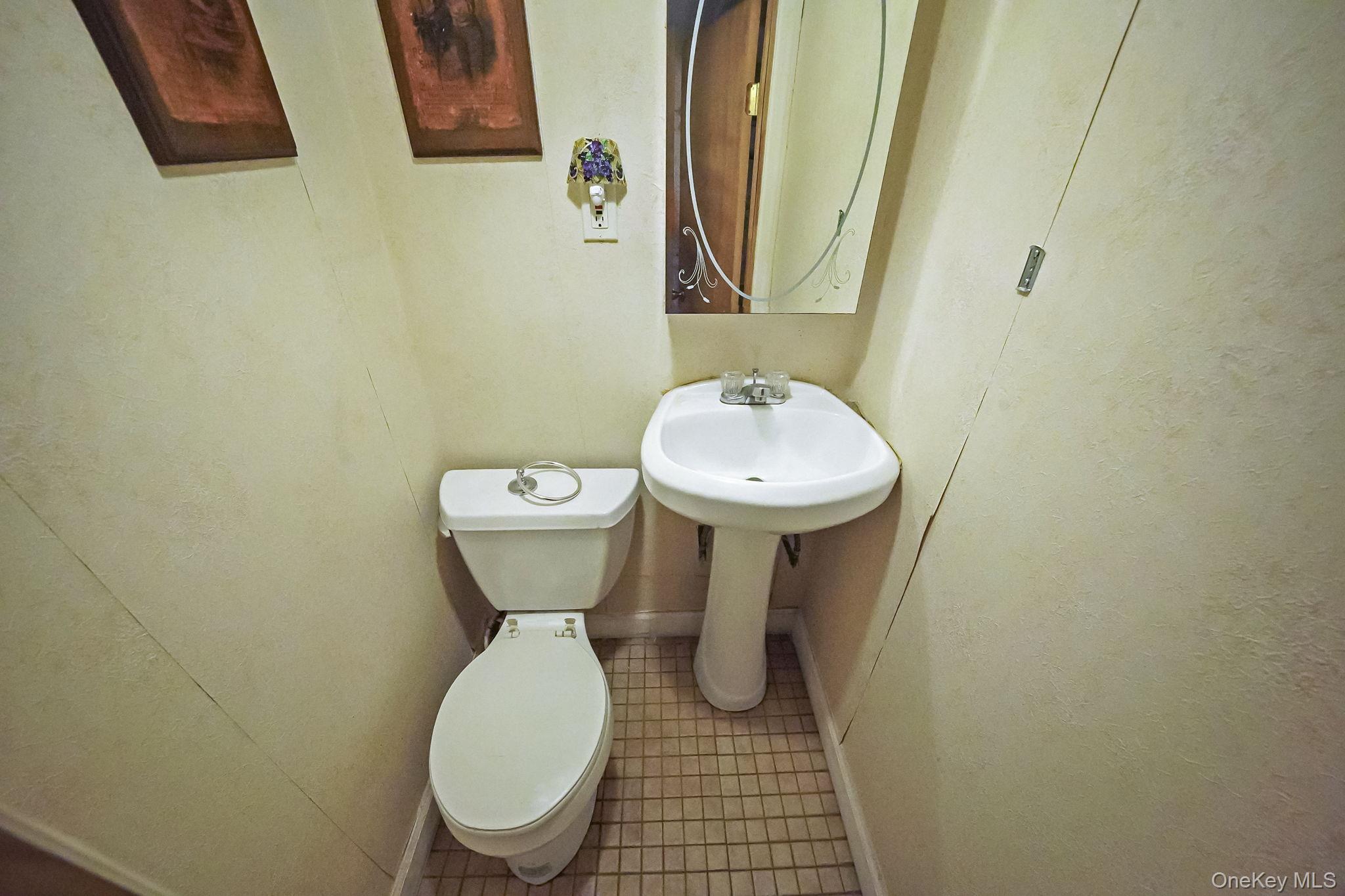 Single Family Williamsbridge  Bronx, NY 10461, MLS-905301-31