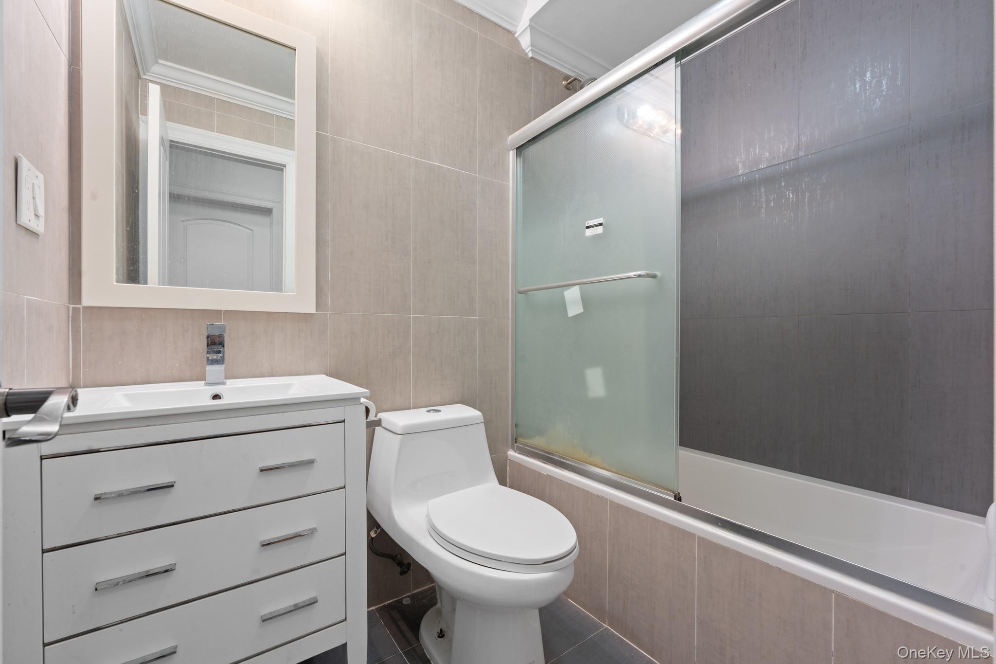 Single Family Seaview  Brooklyn, NY 11236, MLS-905315-19