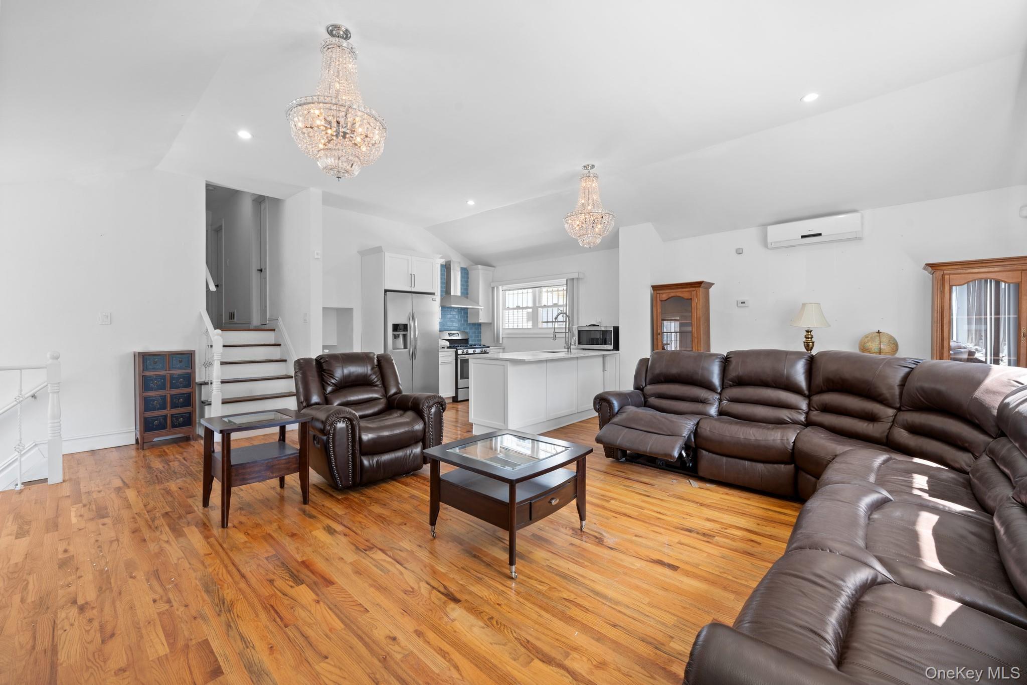 Single Family Seaview  Brooklyn, NY 11236, MLS-905315-7