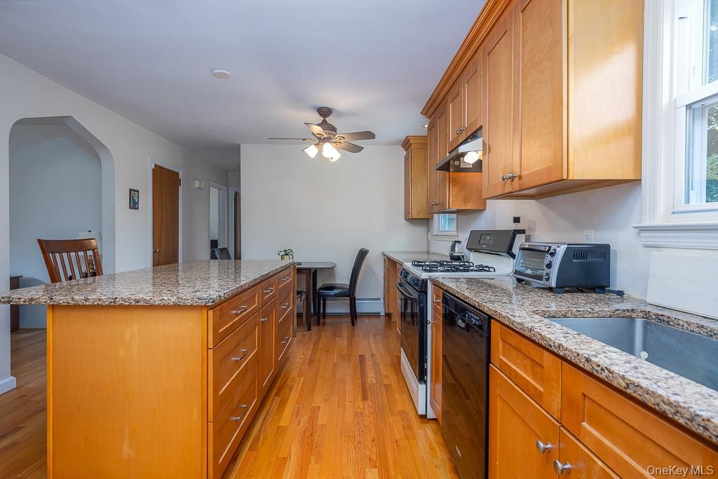 Single Family Lt Cox  Rockland County, NY 10965, MLS-905327-15