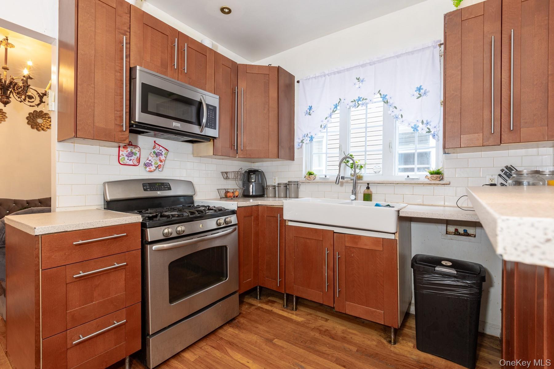 Single Family 100th Queens, NY 11368, MLS-905337-7