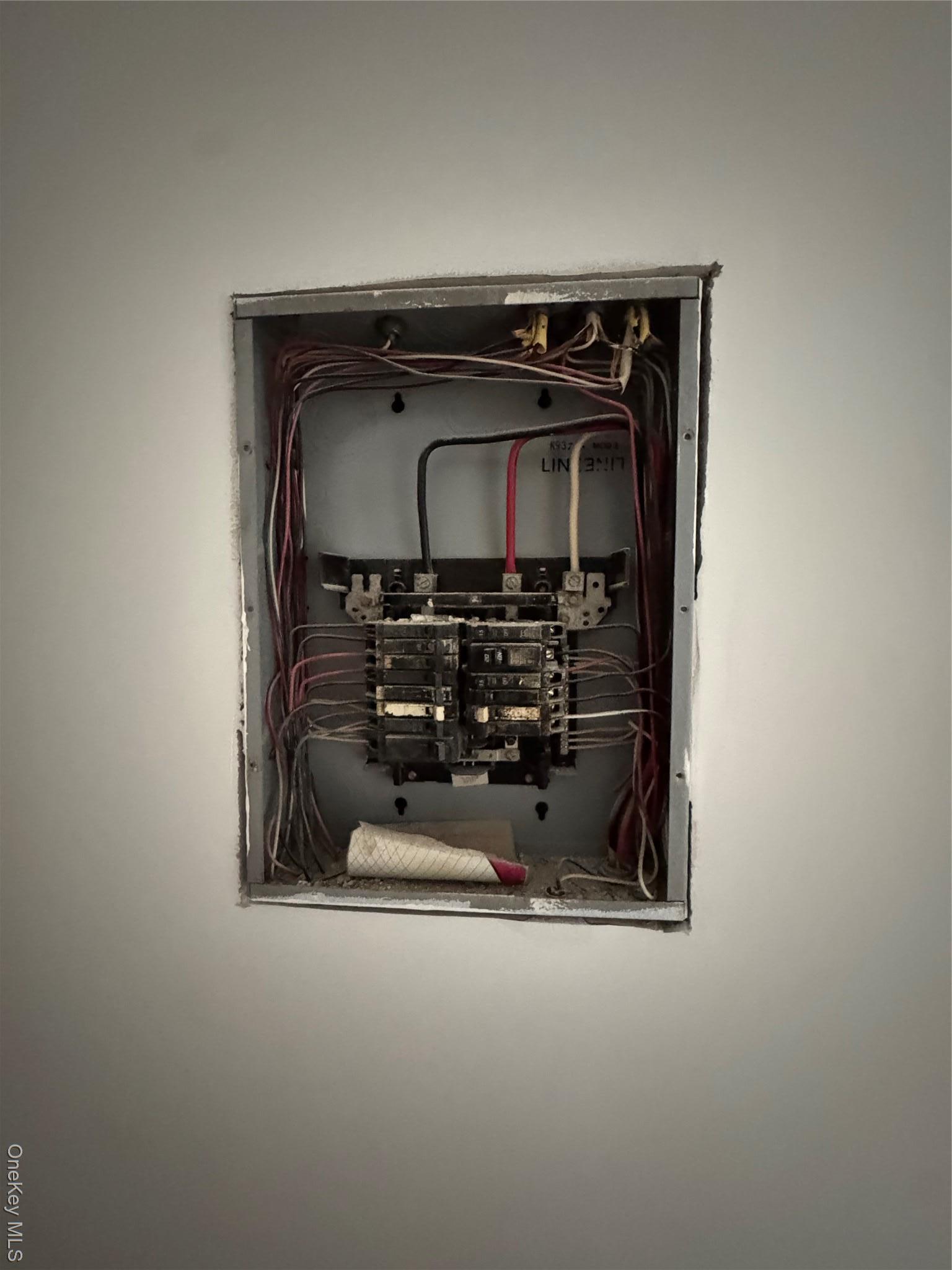 Single Family Park  Brooklyn, NY 11233, MLS-905358-9