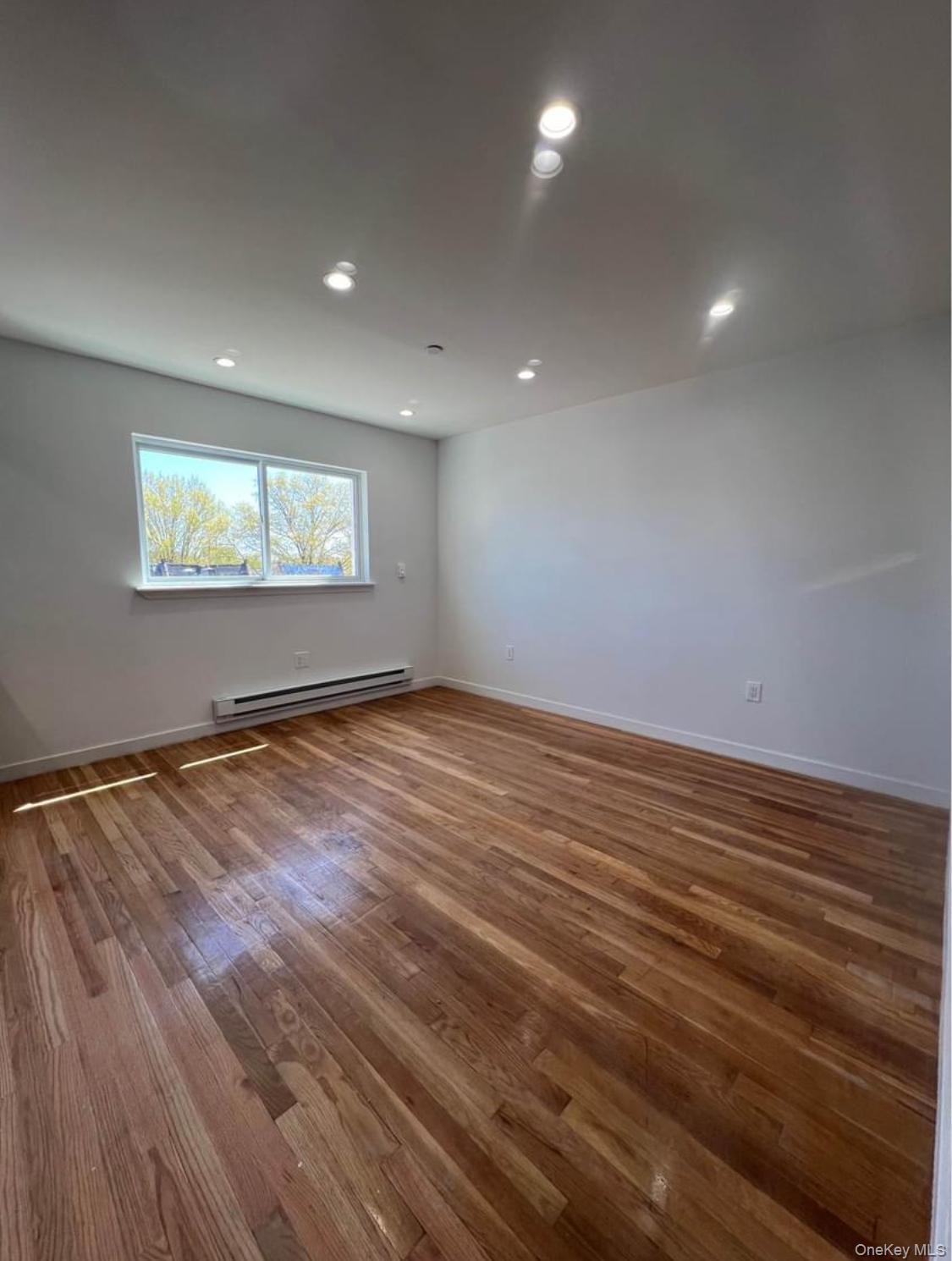 Single Family Rosedale  Bronx, NY 10473, MLS-905370-2