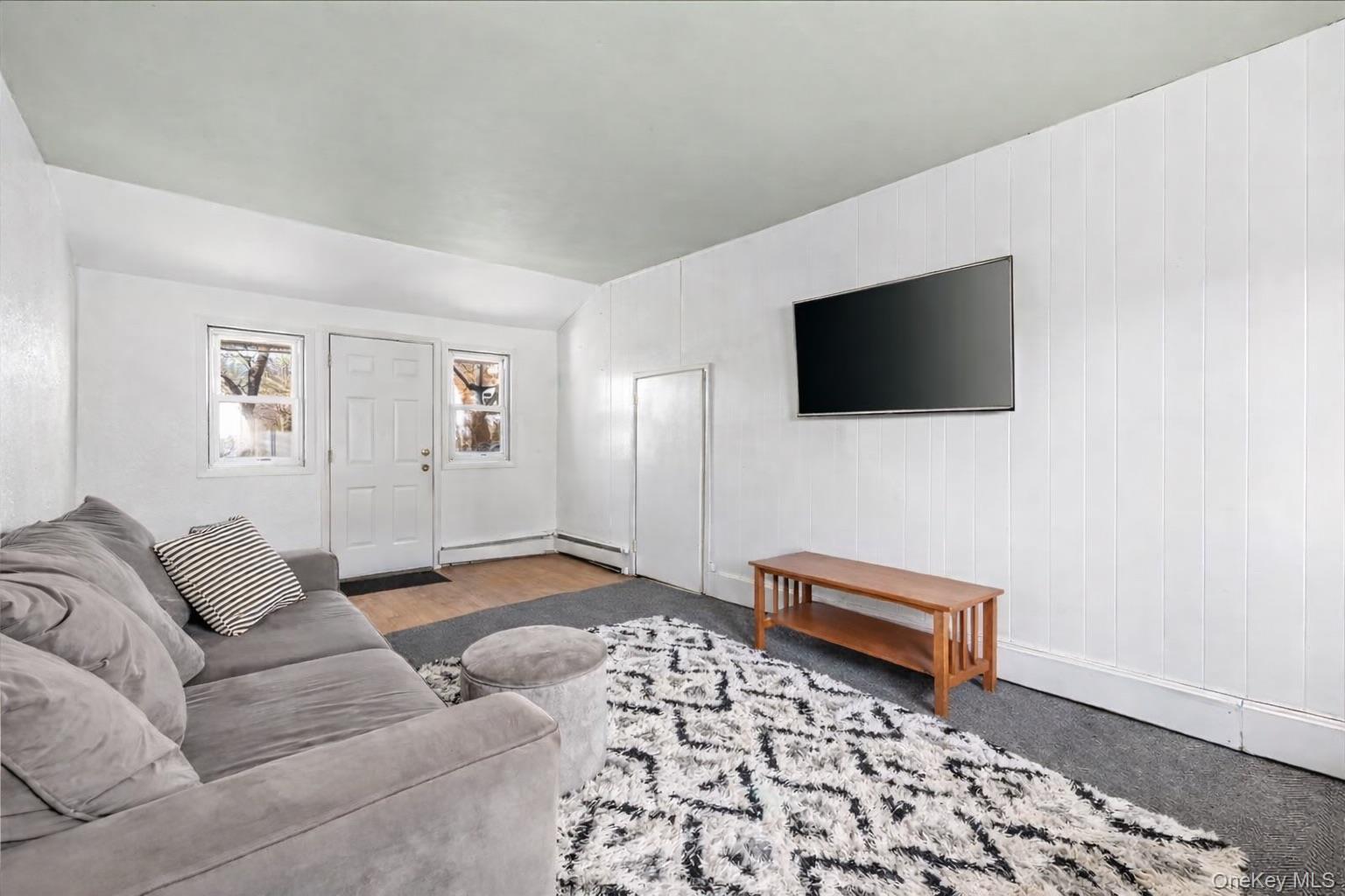 Single Family King  Suffolk County, NY 11706, MLS-905407-13