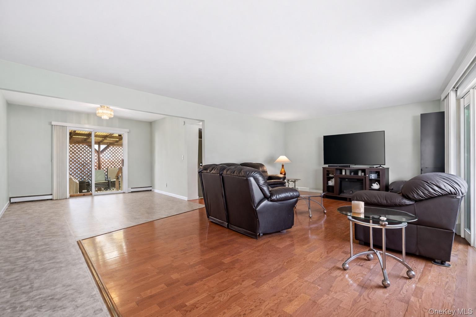 Single Family King  Suffolk County, NY 11706, MLS-905407-4