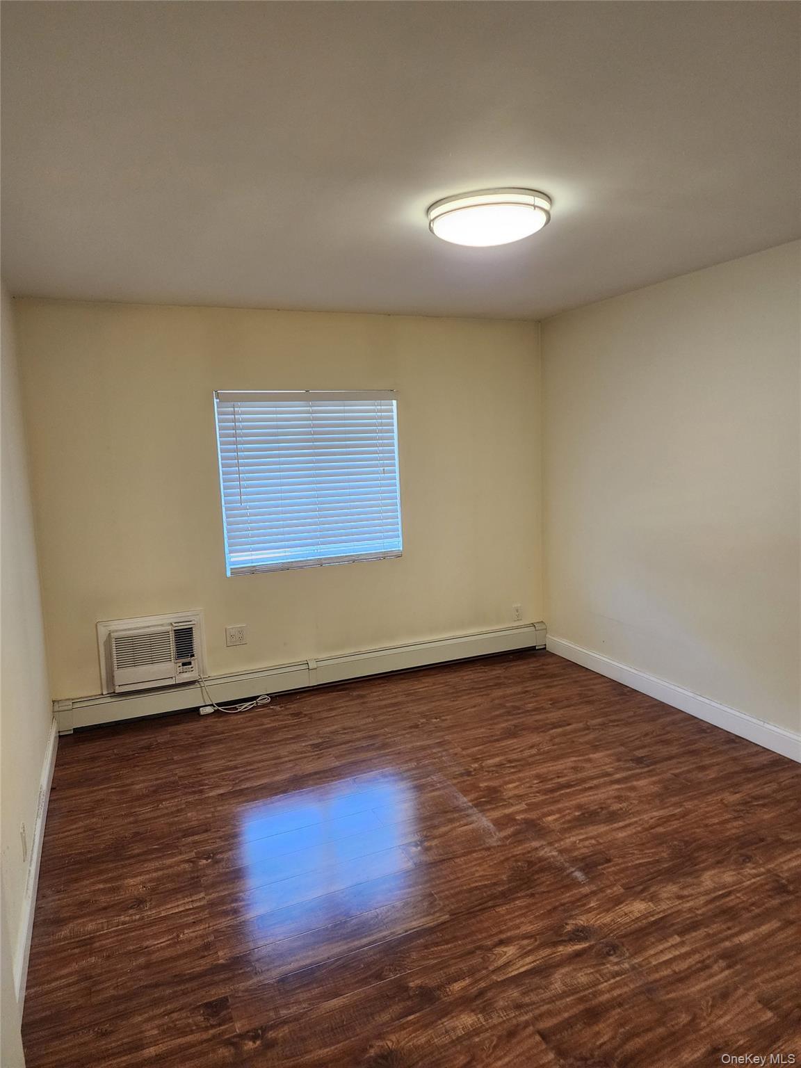 Single Family 76 Avenue  Queens, NY 11367, MLS-905430-8