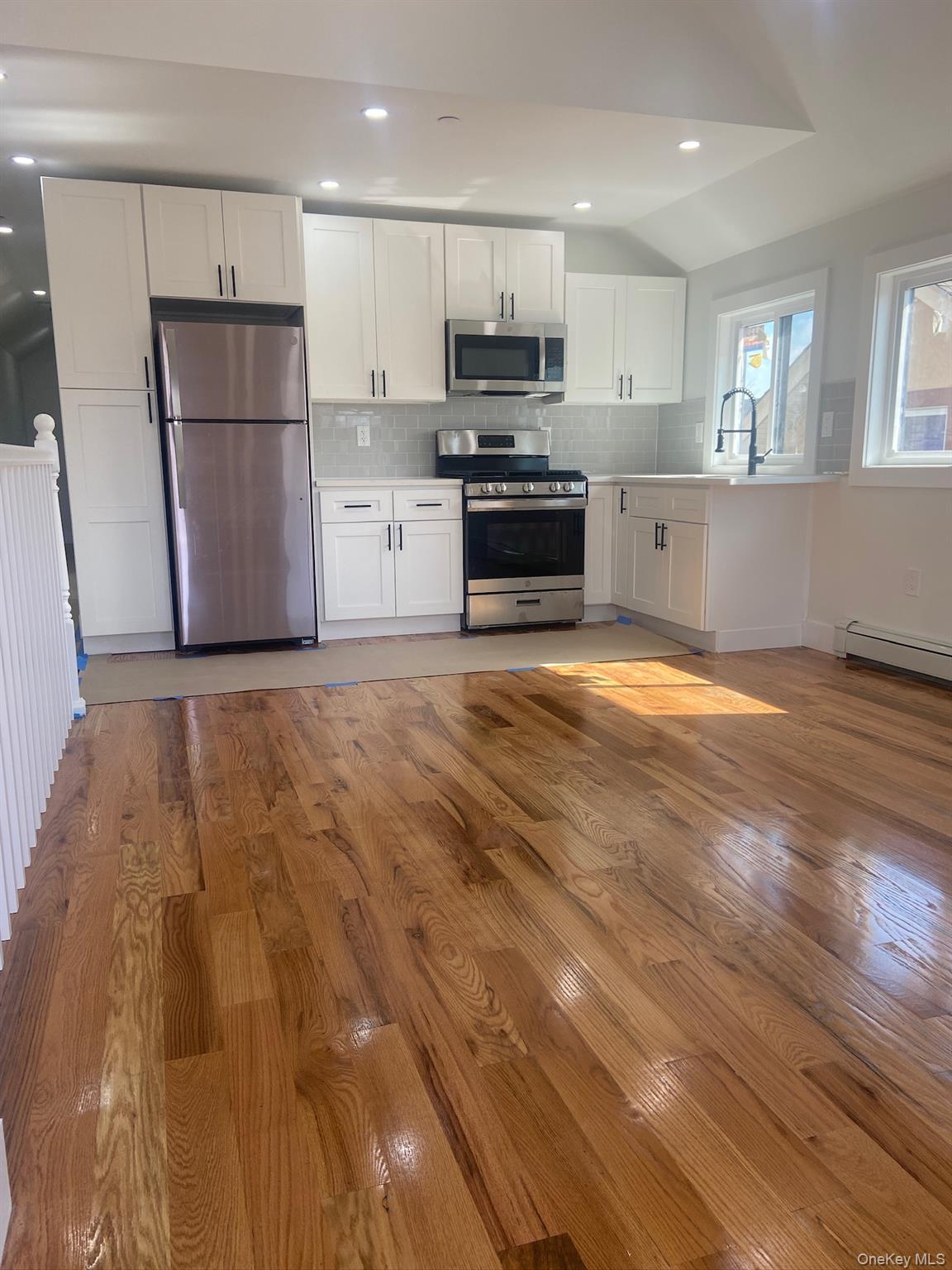 Single Family 195th Queens, NY 11413, MLS-905440-2