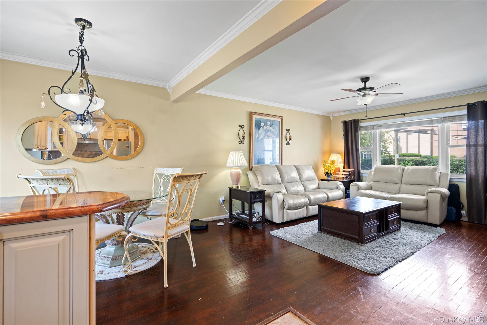 Single Family Unqua  Nassau County, NY 11758, MLS-905480-11