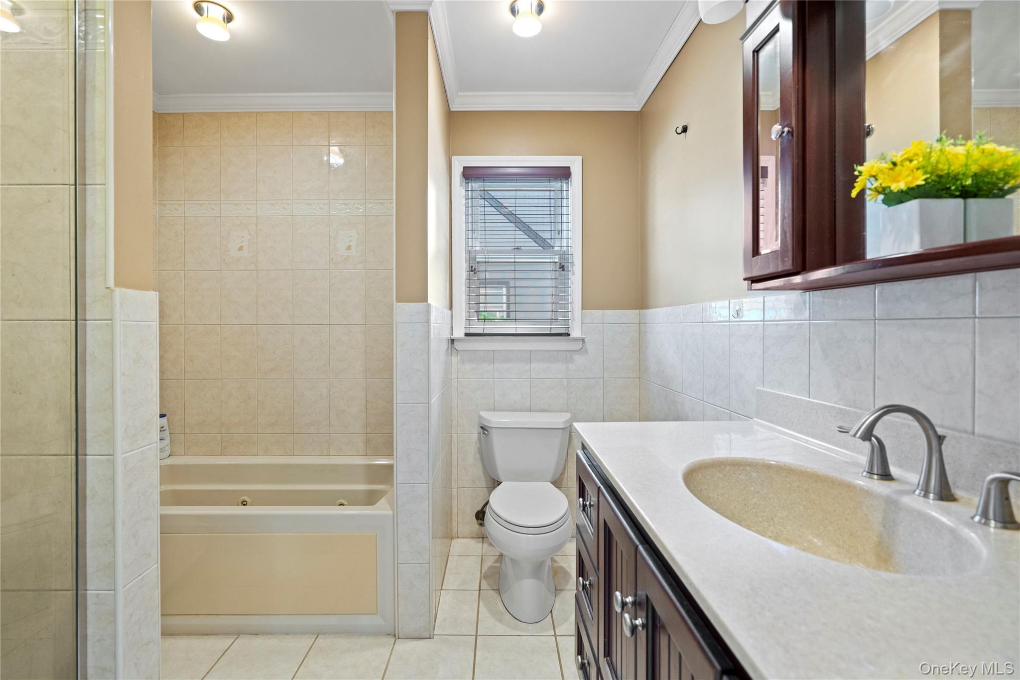 Single Family Unqua  Nassau County, NY 11758, MLS-905480-15