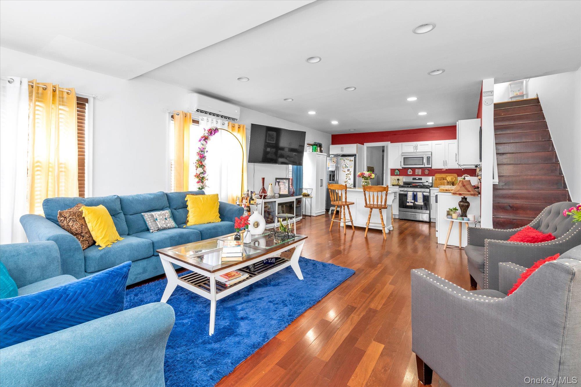 Single Family 181st Queens, NY 11413, MLS-905492-4