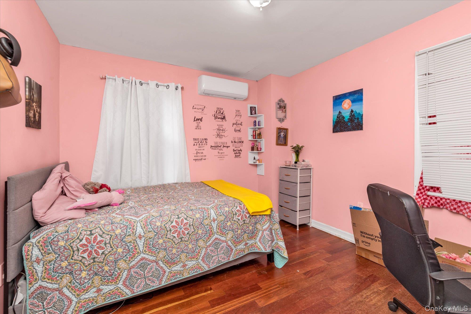 Single Family 181st Queens, NY 11413, MLS-905492-9