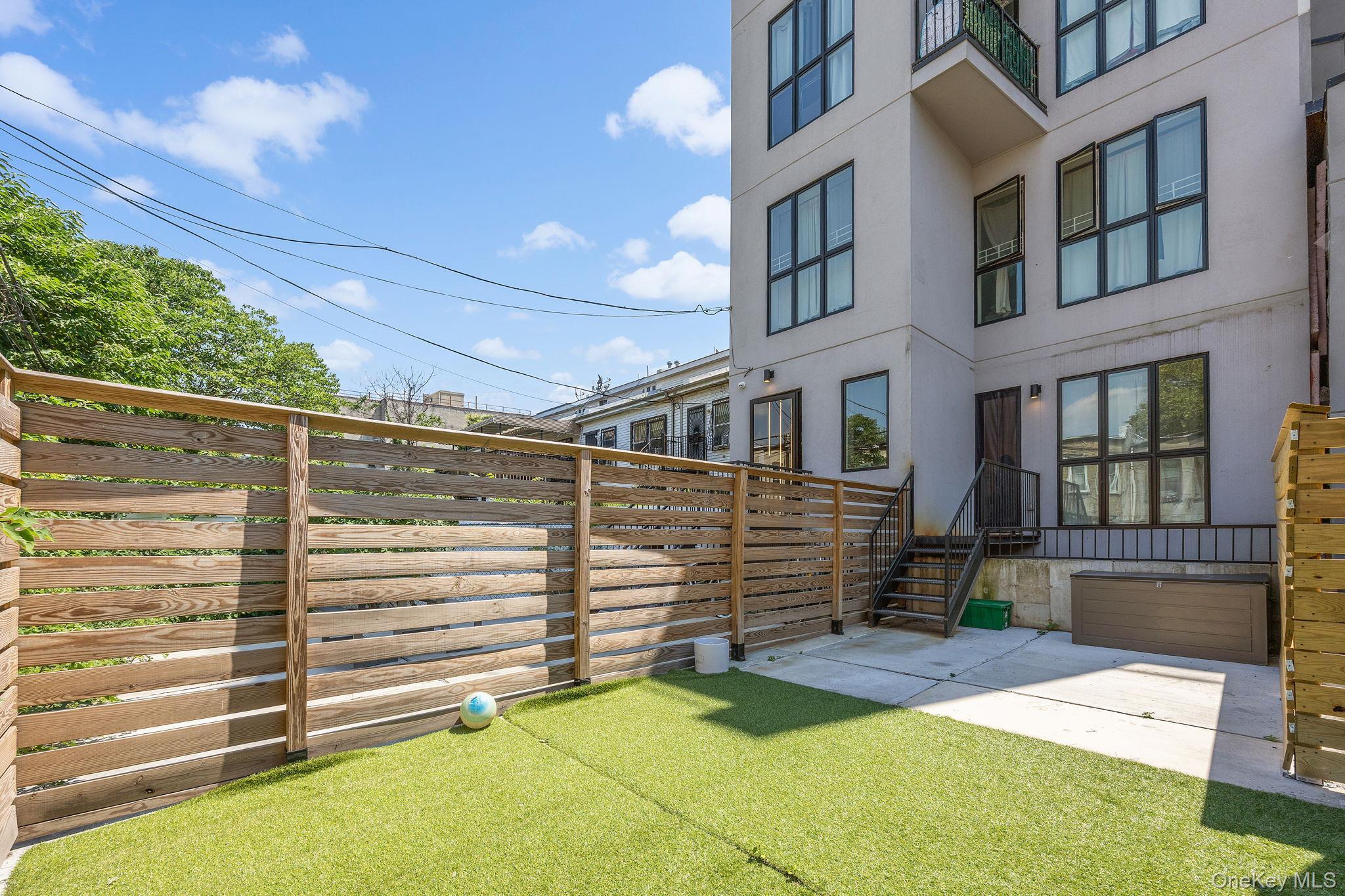 Commercial Sale Sumpter Brooklyn, NY 11233, MLS-905497-15