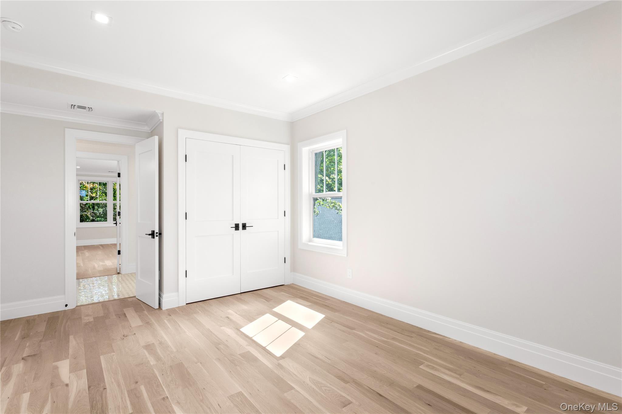 Single Family Arshamomaque Suffolk County, NY 11971, MLS-905528-19